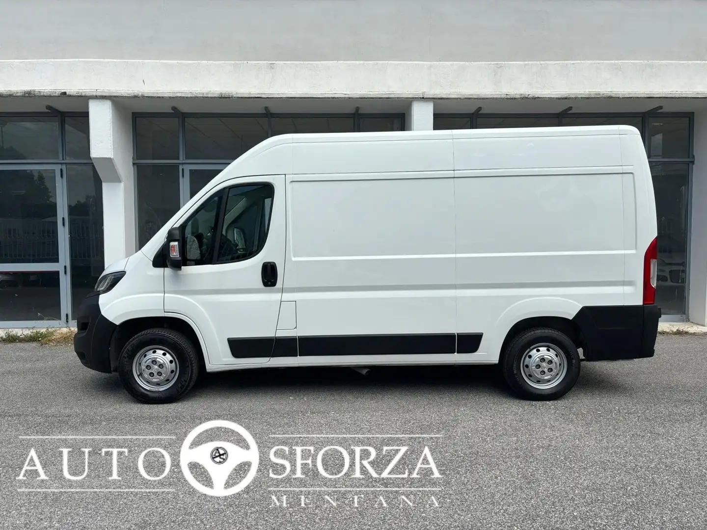 Peugeot Boxer 2.2 Bluehdi 333L2h2 Tagliandata 120 Cv Furgone E6 Bianco - 2
