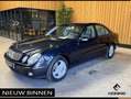 Mercedes-Benz E 240 Elegance Automaat. Youngtimer. BTW auto met slecht Schwarz - thumbnail 1