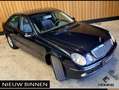 Mercedes-Benz E 240 Elegance Automaat. Youngtimer. BTW auto met slecht Schwarz - thumbnail 43
