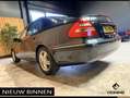Mercedes-Benz E 240 Elegance Automaat. Youngtimer. BTW auto met slecht Schwarz - thumbnail 33