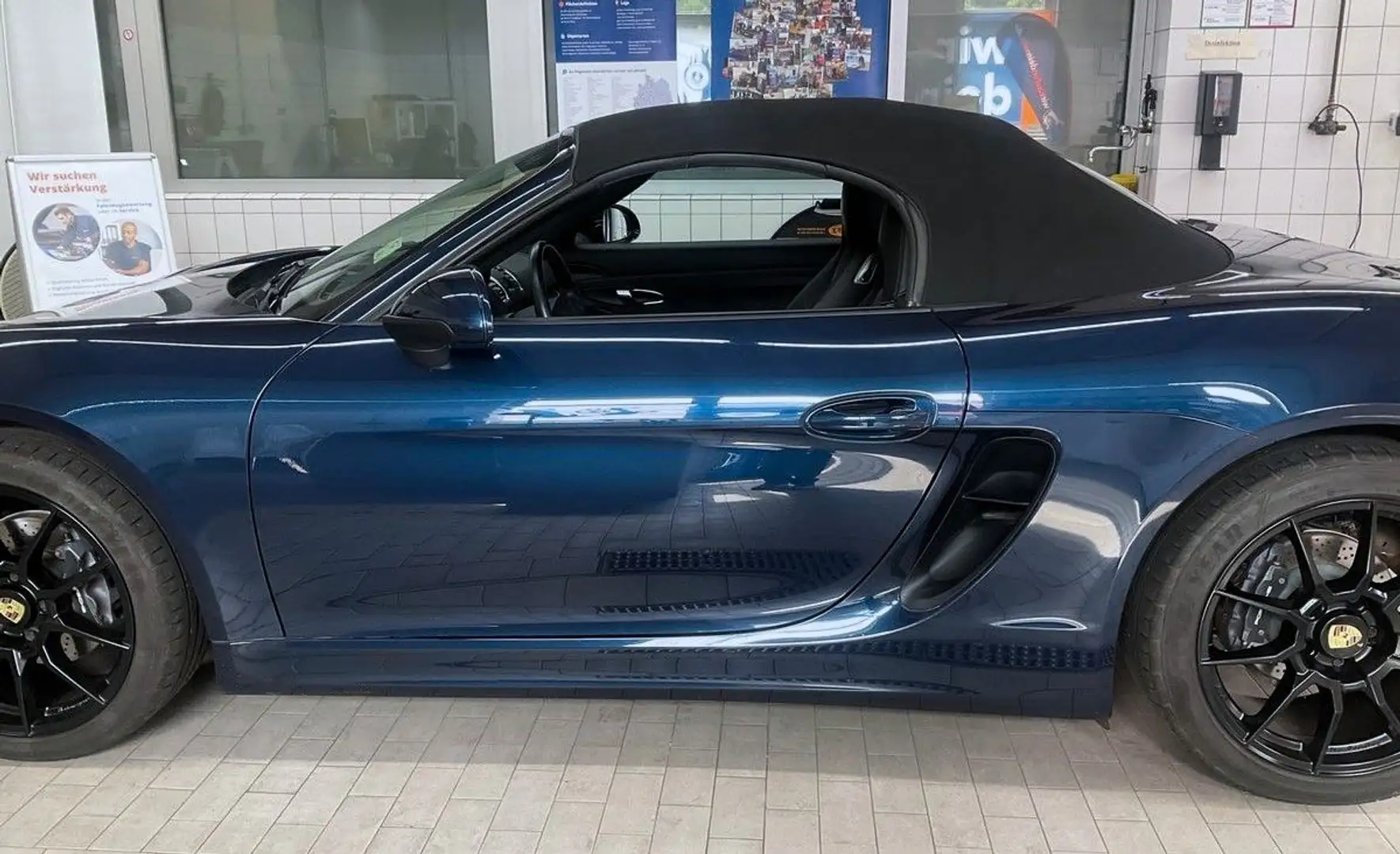 Porsche Boxster 981 6-Gang 19" Xenon 1.Hand Approved ! Modrá - 2