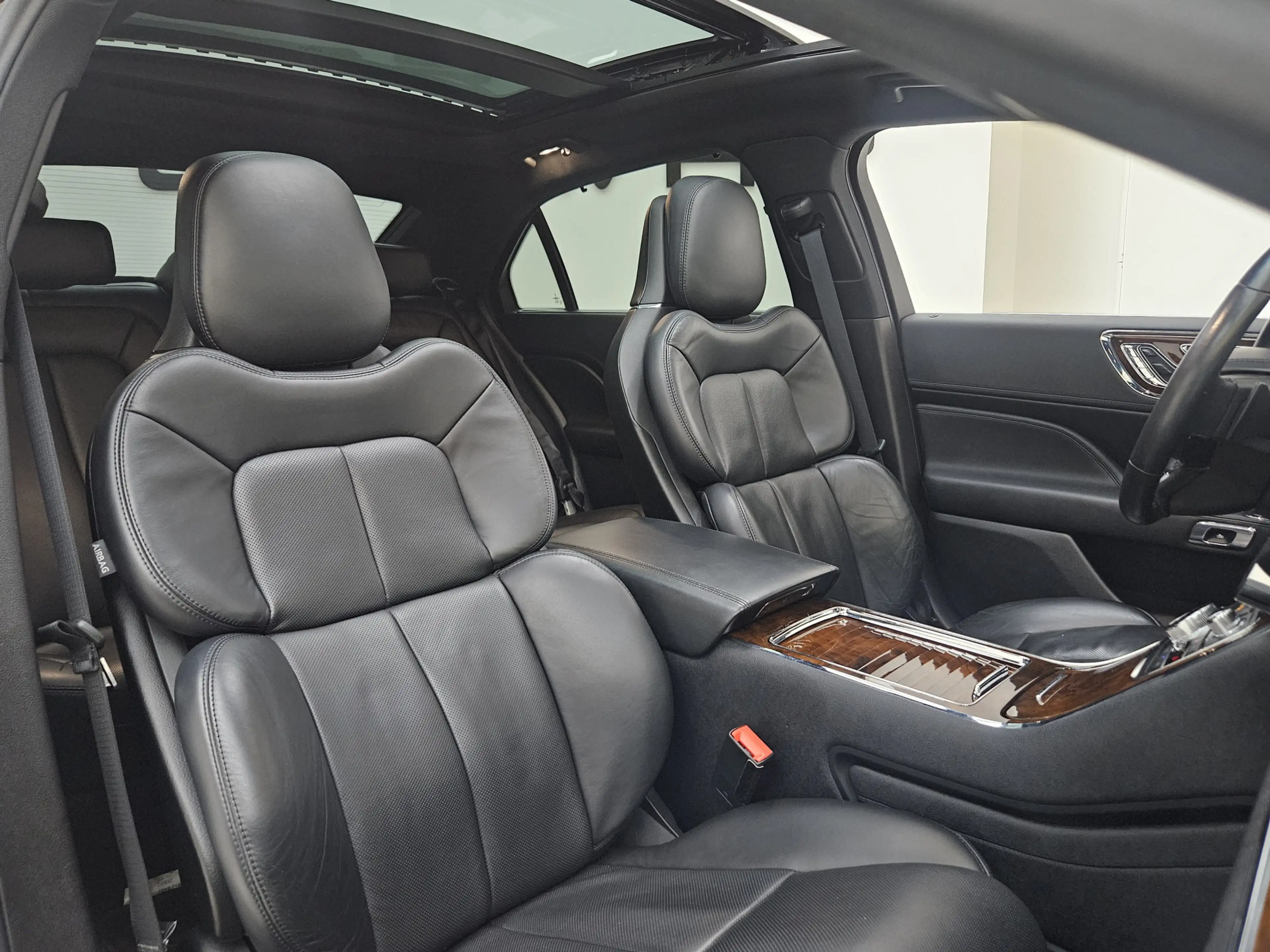 Lincoln Continental Reserve Massage Softclose HUD ACC — photo 6