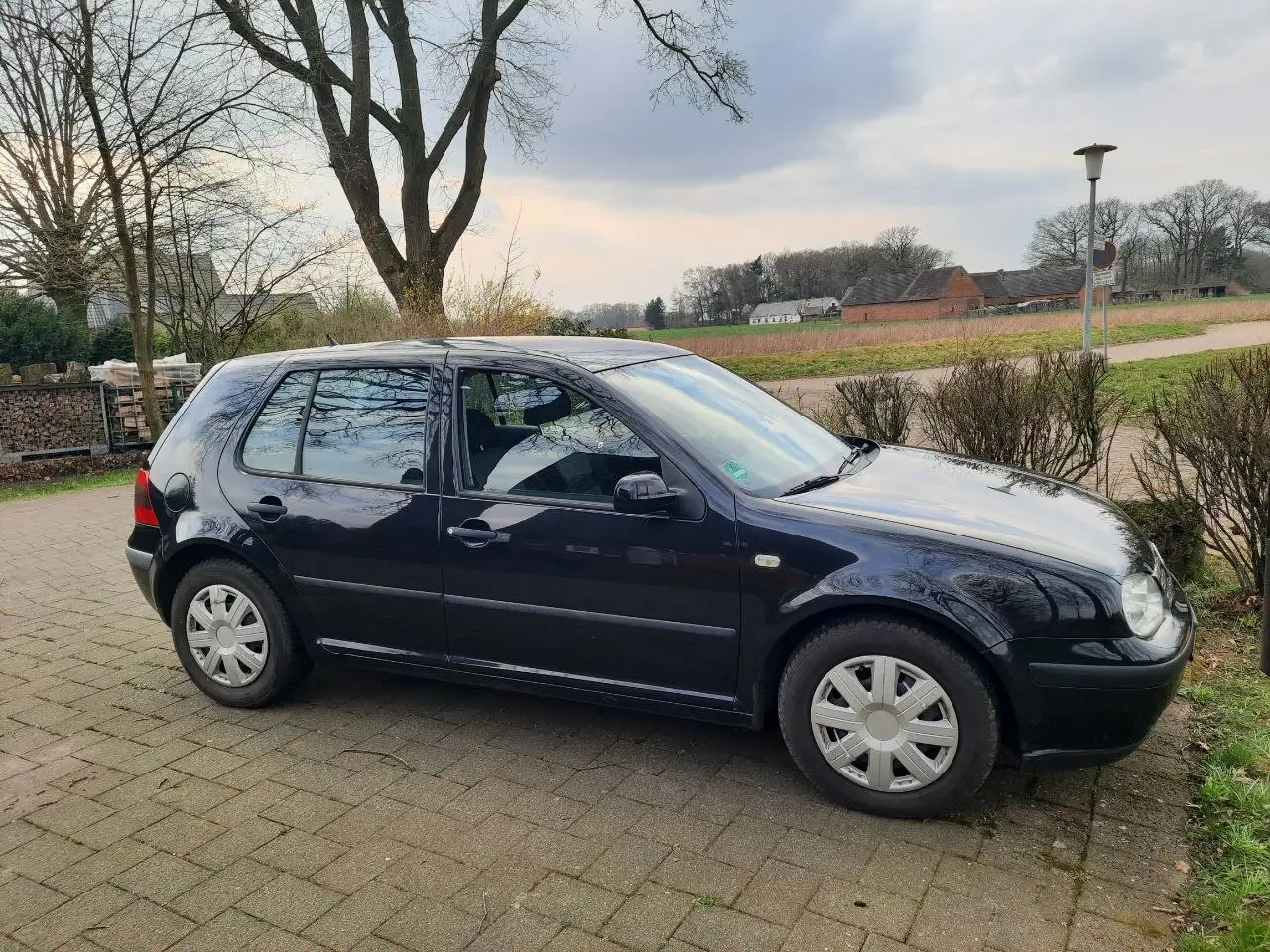 Volkswagen Golf 1.6, foto 1