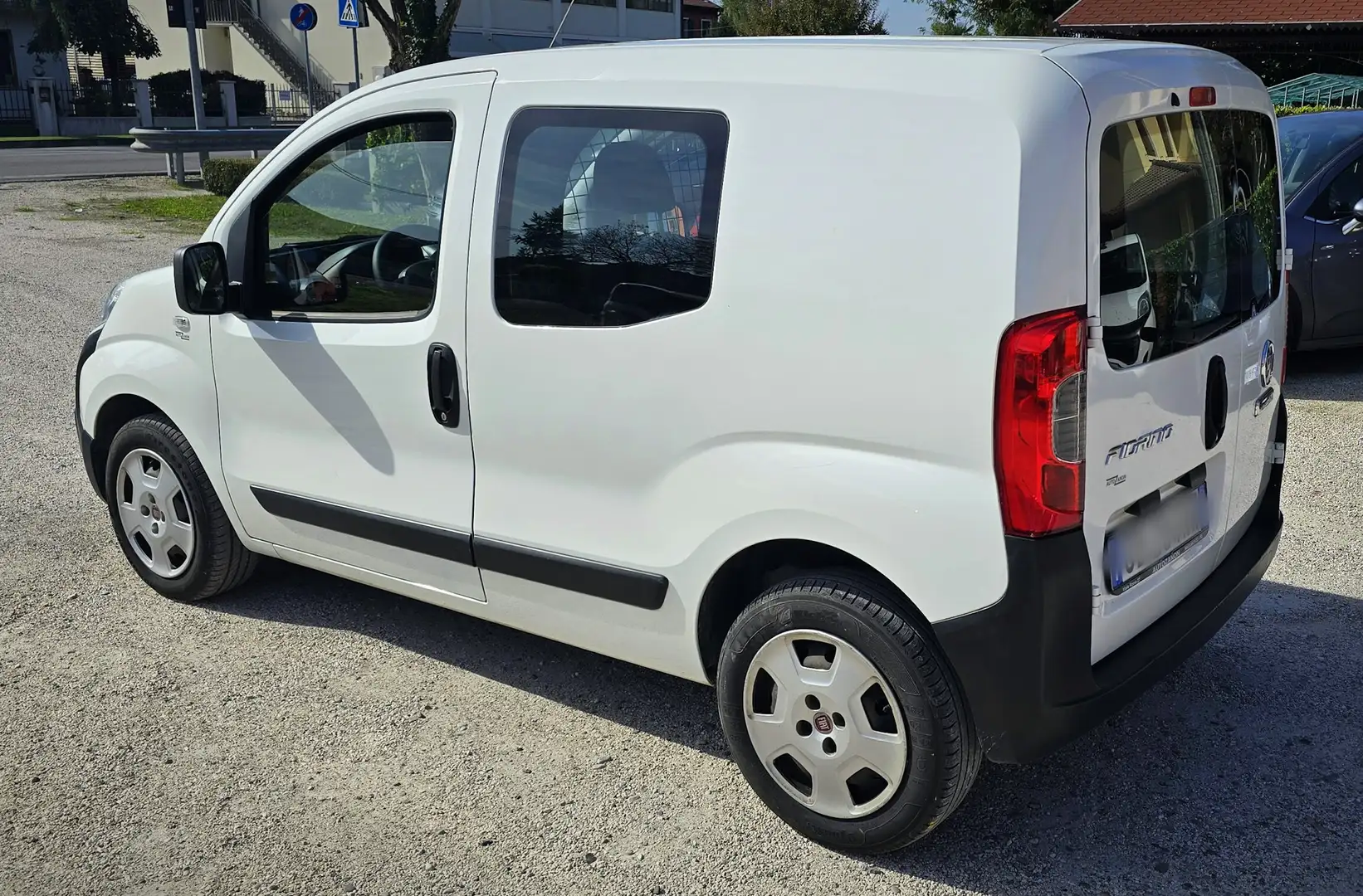 Fiat Fiorino Fiorino 1.3 MJT 95CV Cargo Bianco - 2