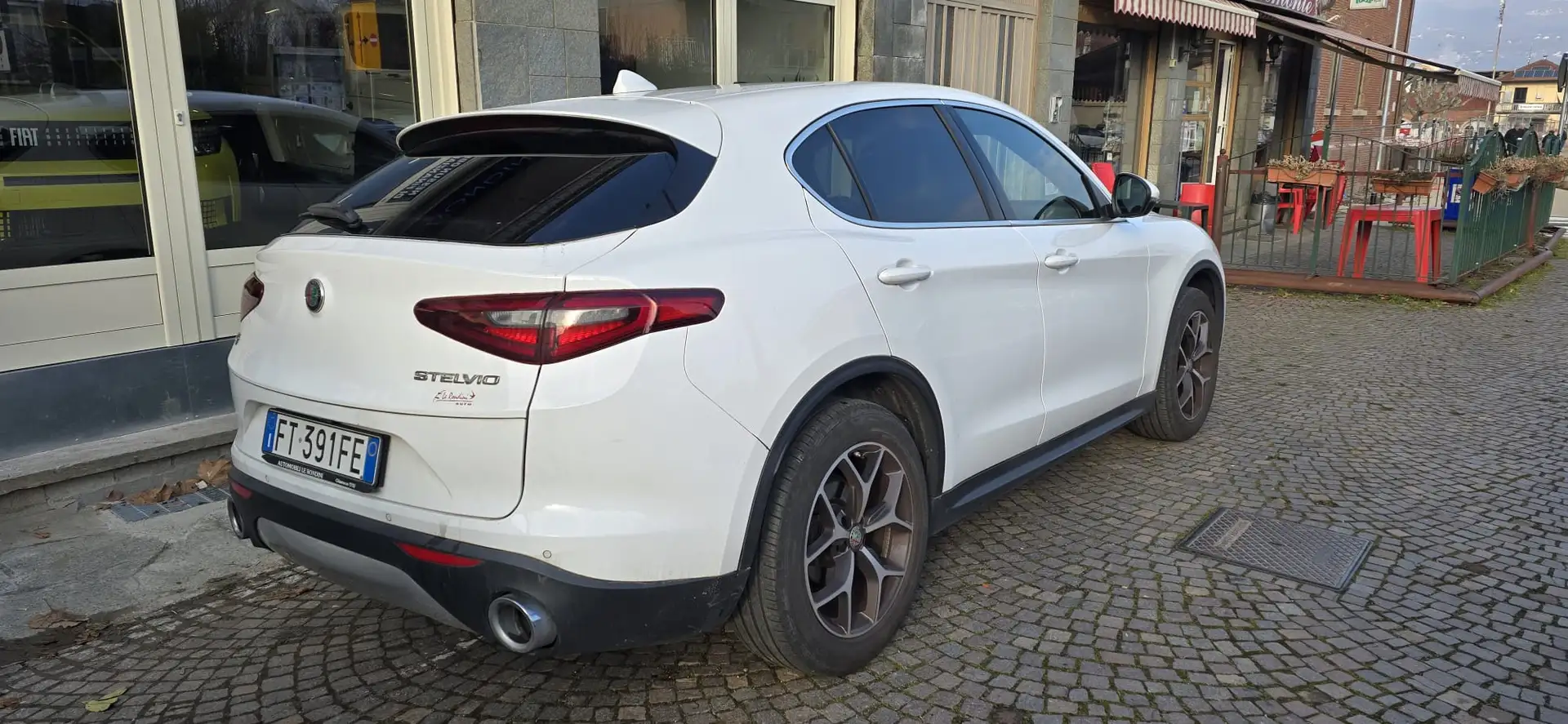 Alfa Romeo Stelvio Stelvio 2.2 t Super Q4 210cv auto my19 Weiß - 2