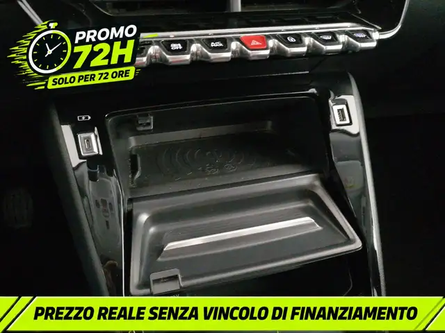 Peugeot 2008 view 18