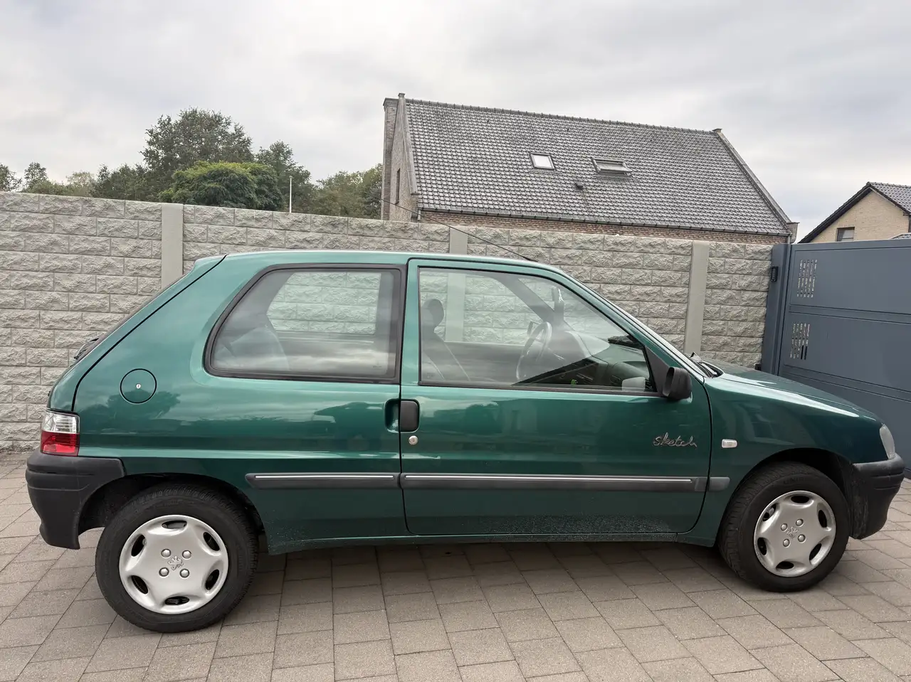 Peugeot 106
