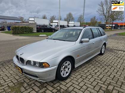 BMW 520 5-serie Touring 520i 6 cilinder 2.0 Airco Bj:2002