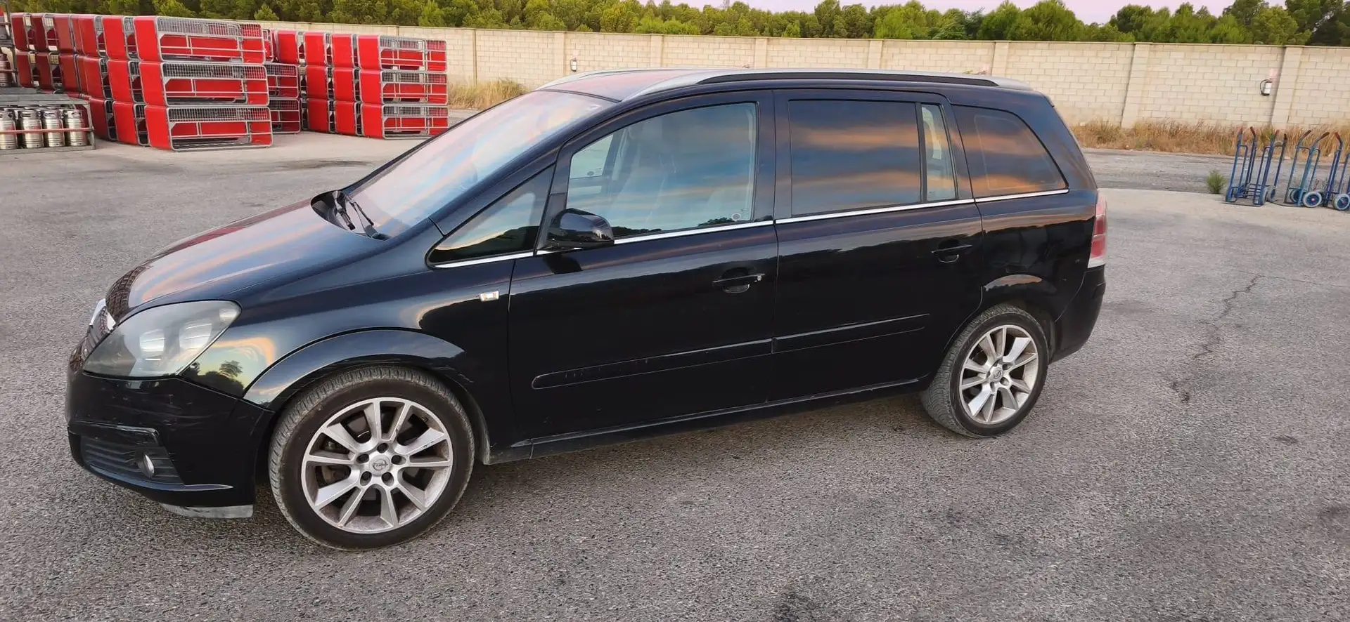 Opel Zafira Zafira 1.9CDTi Cosmo Deportivo 120 Cosmo Deportivo Plateado - 1