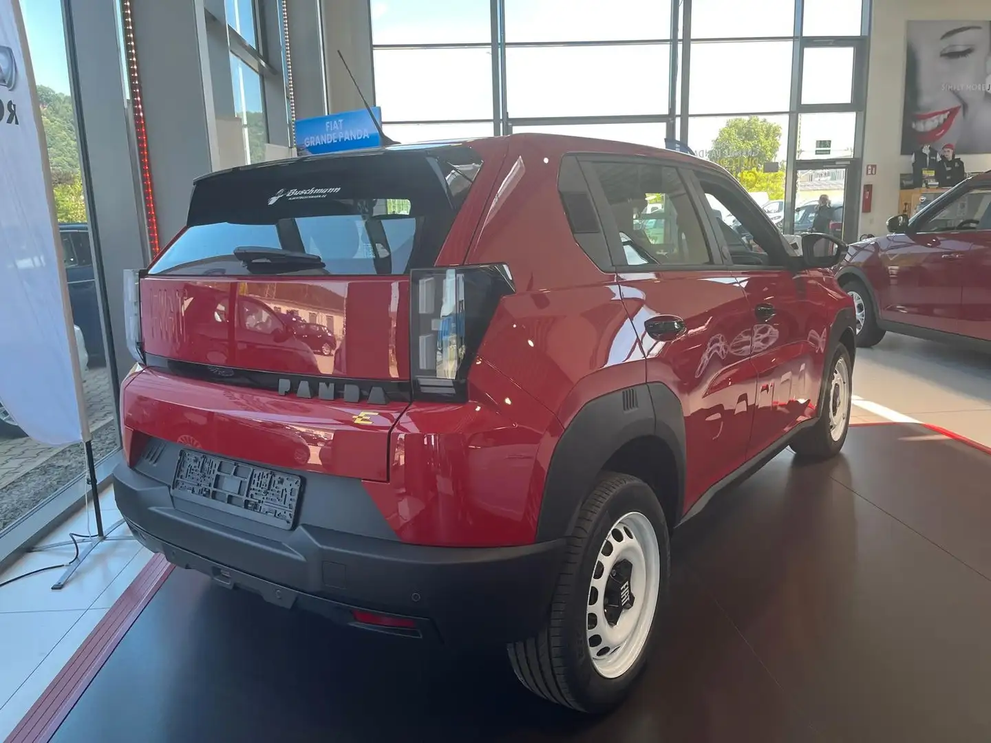 Fiat Grande Panda (RED) 44 kWh Rot - 2