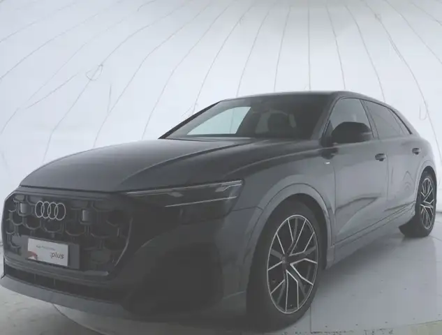 Audi Q8 50 TDI 210kW quattro tip. S Line Edition