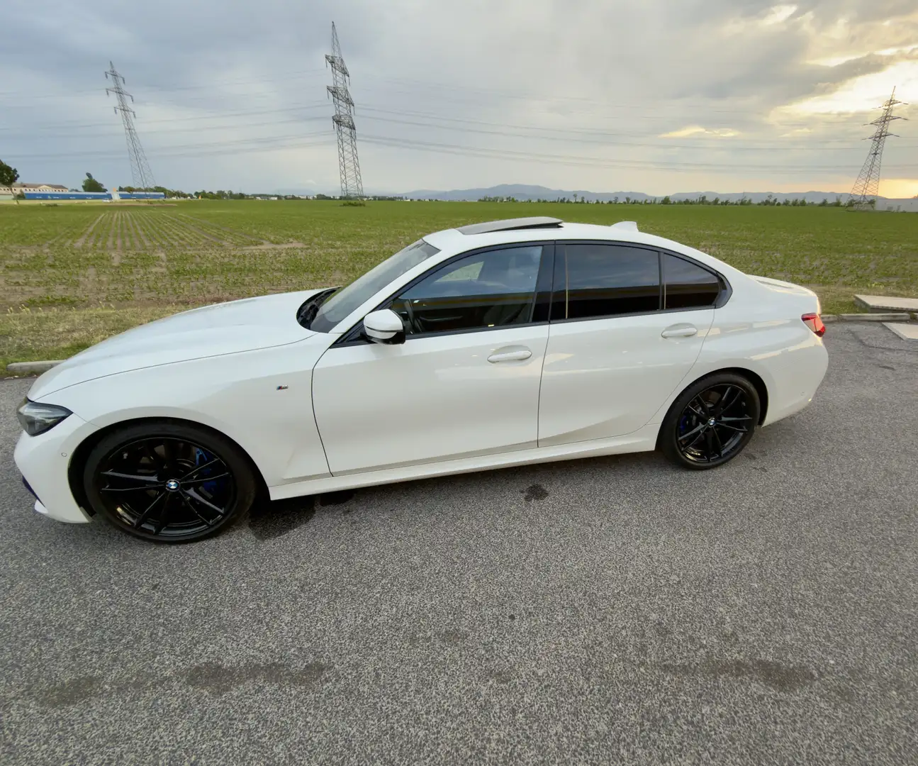 BMW 330 330d xDrive Weiß - 2