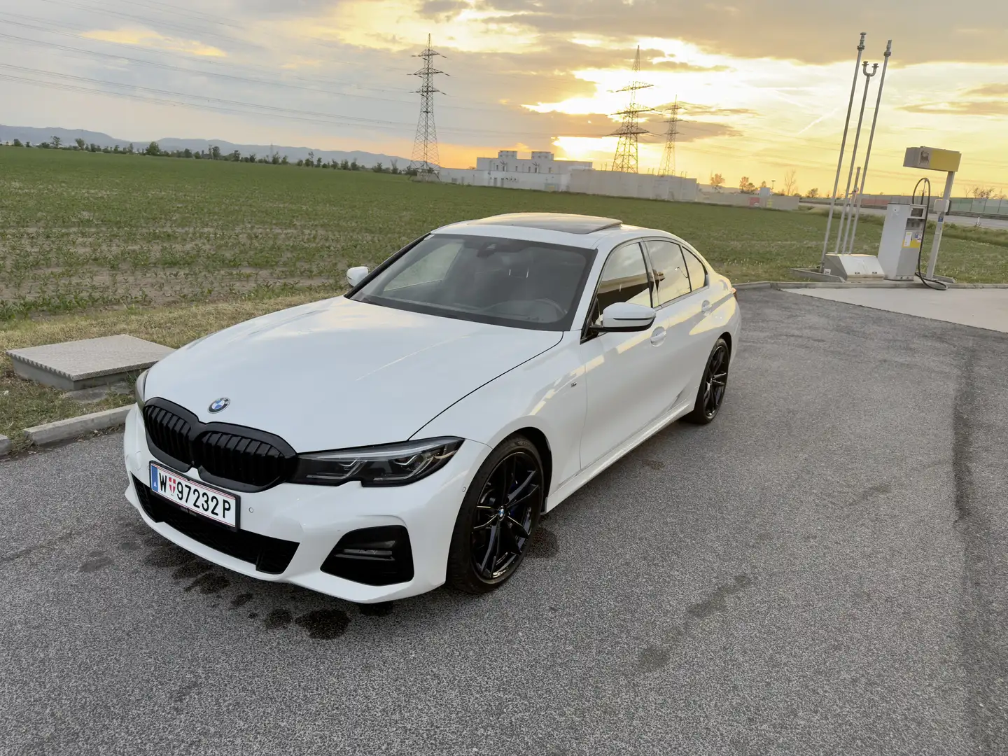 BMW 330 330d xDrive Weiß - 1