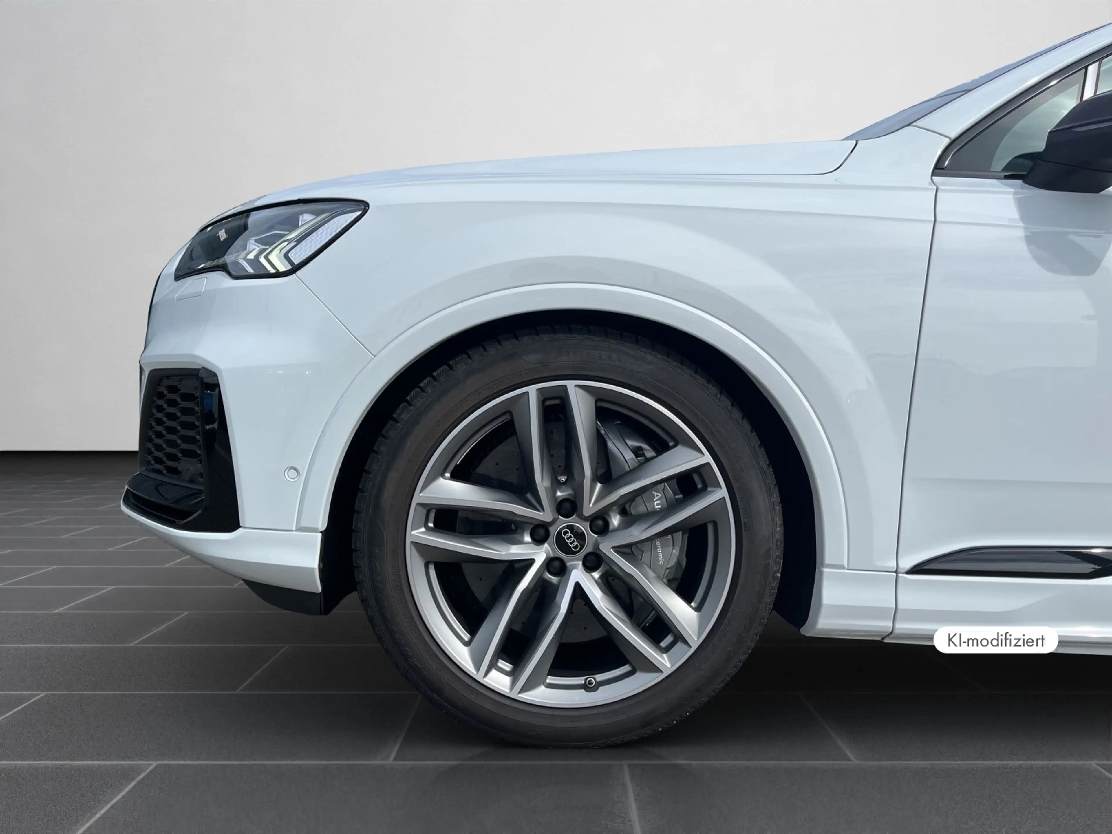 Audi SQ7 competition 650PS ABT 7-Sitzer PANO AHK — photo 8