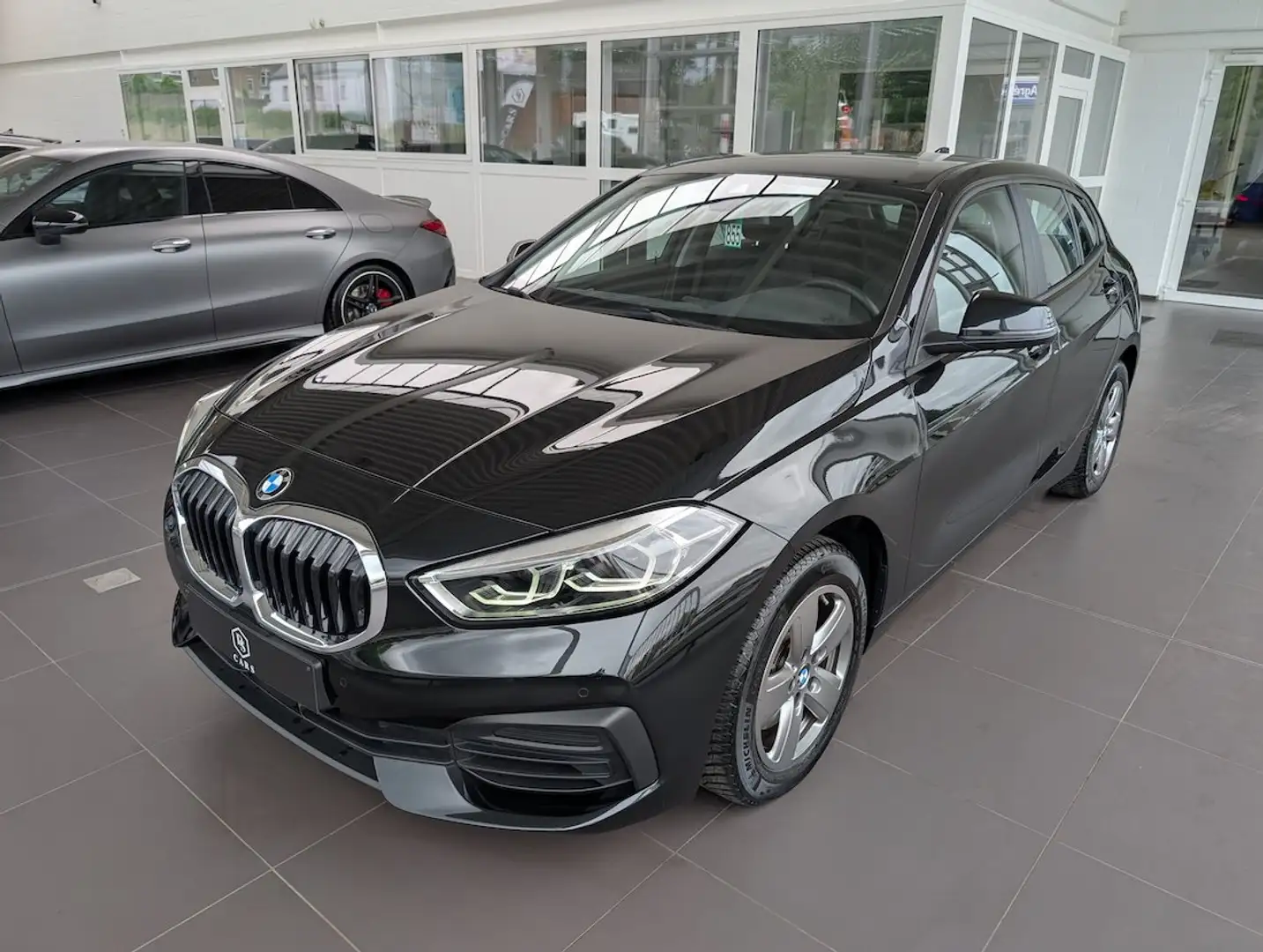 BMW 116 d *** GARANTIE + COCKPIT + LED + GPS PRO *** Zwart - 2