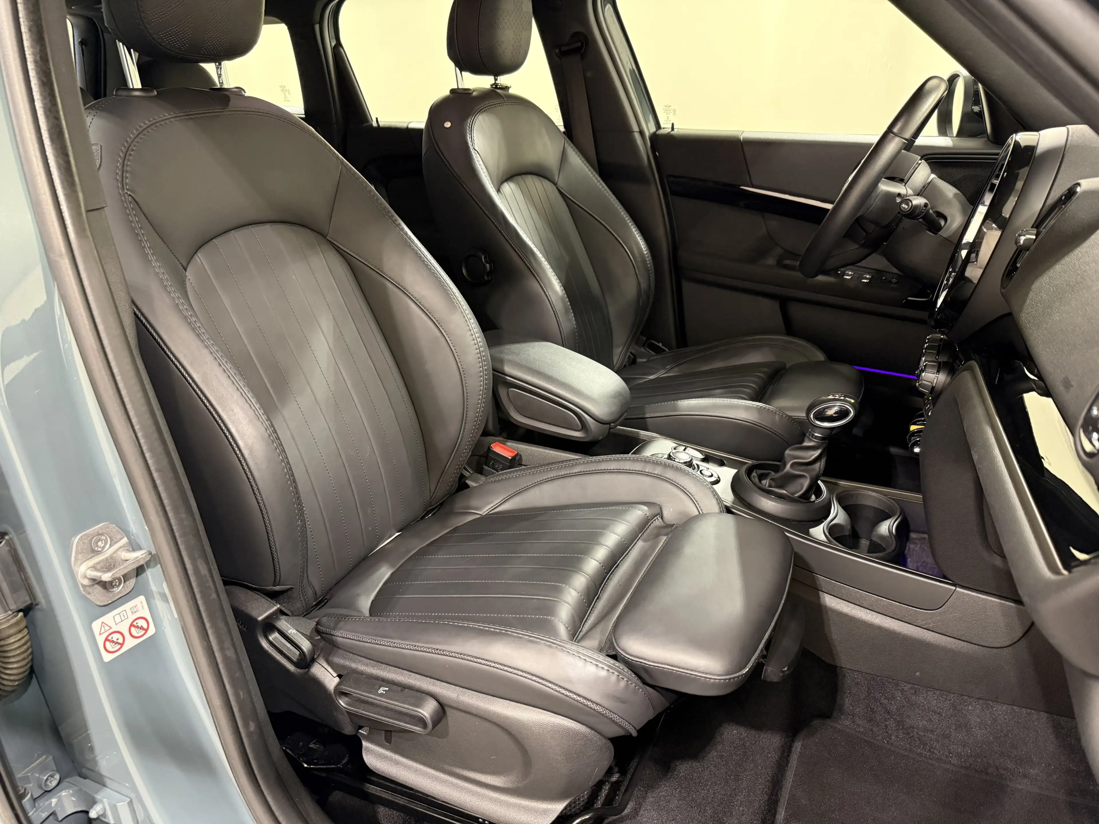 MINI Cooper SE Countryman Cooper SE ALL4 Countryman Navi RFK Sportsitz DAB — photo 15