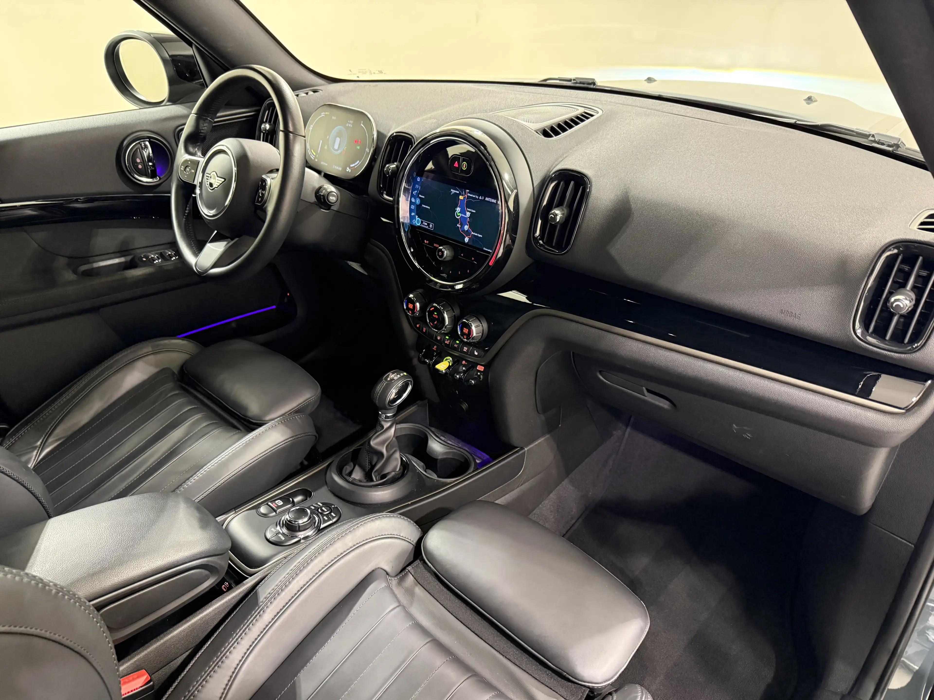 MINI Cooper SE Countryman Cooper SE ALL4 Countryman Navi RFK Sportsitz DAB — photo 10