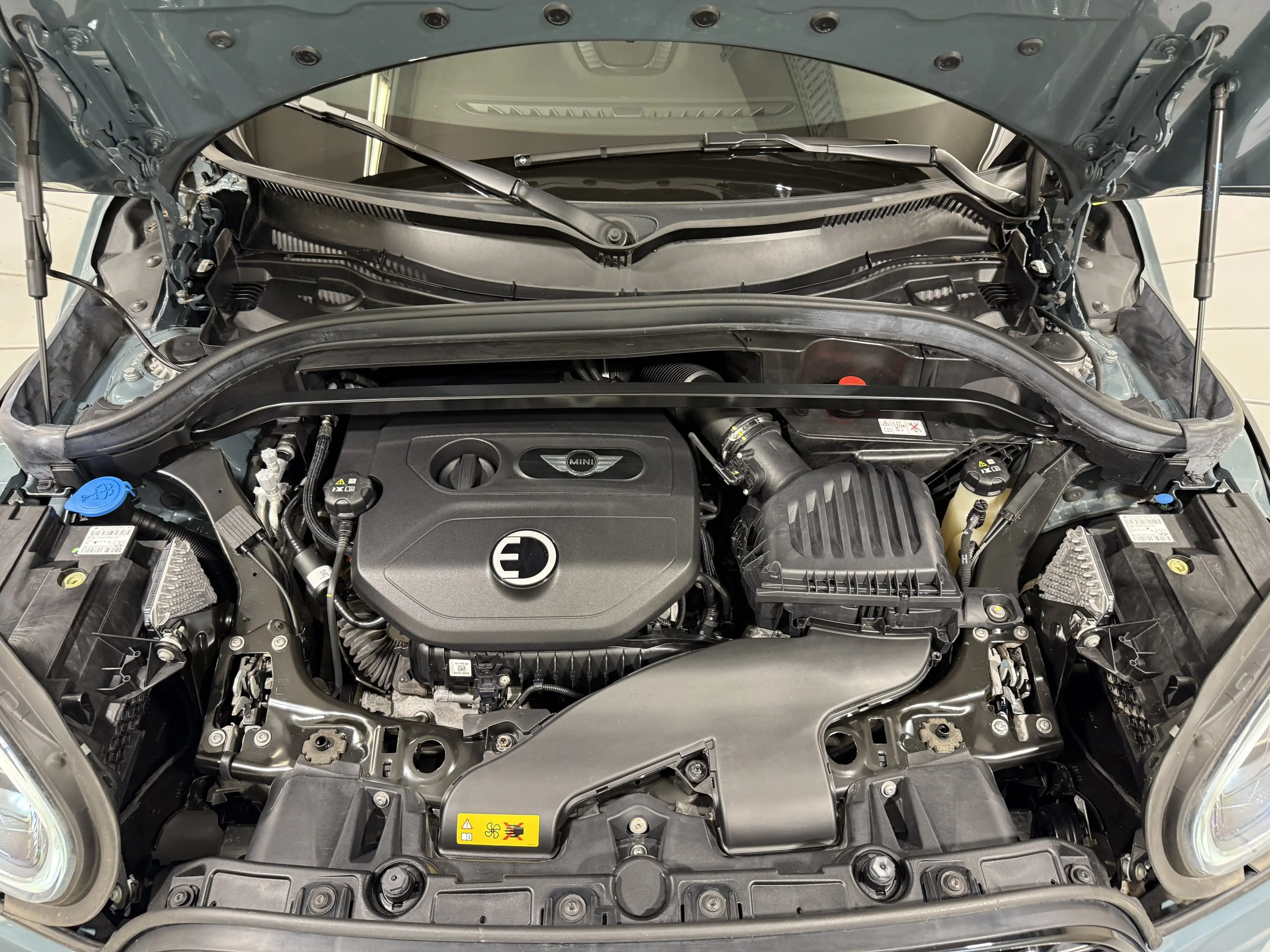 MINI Cooper SE Countryman Cooper SE ALL4 Countryman Navi RFK Sportsitz DAB — photo 21