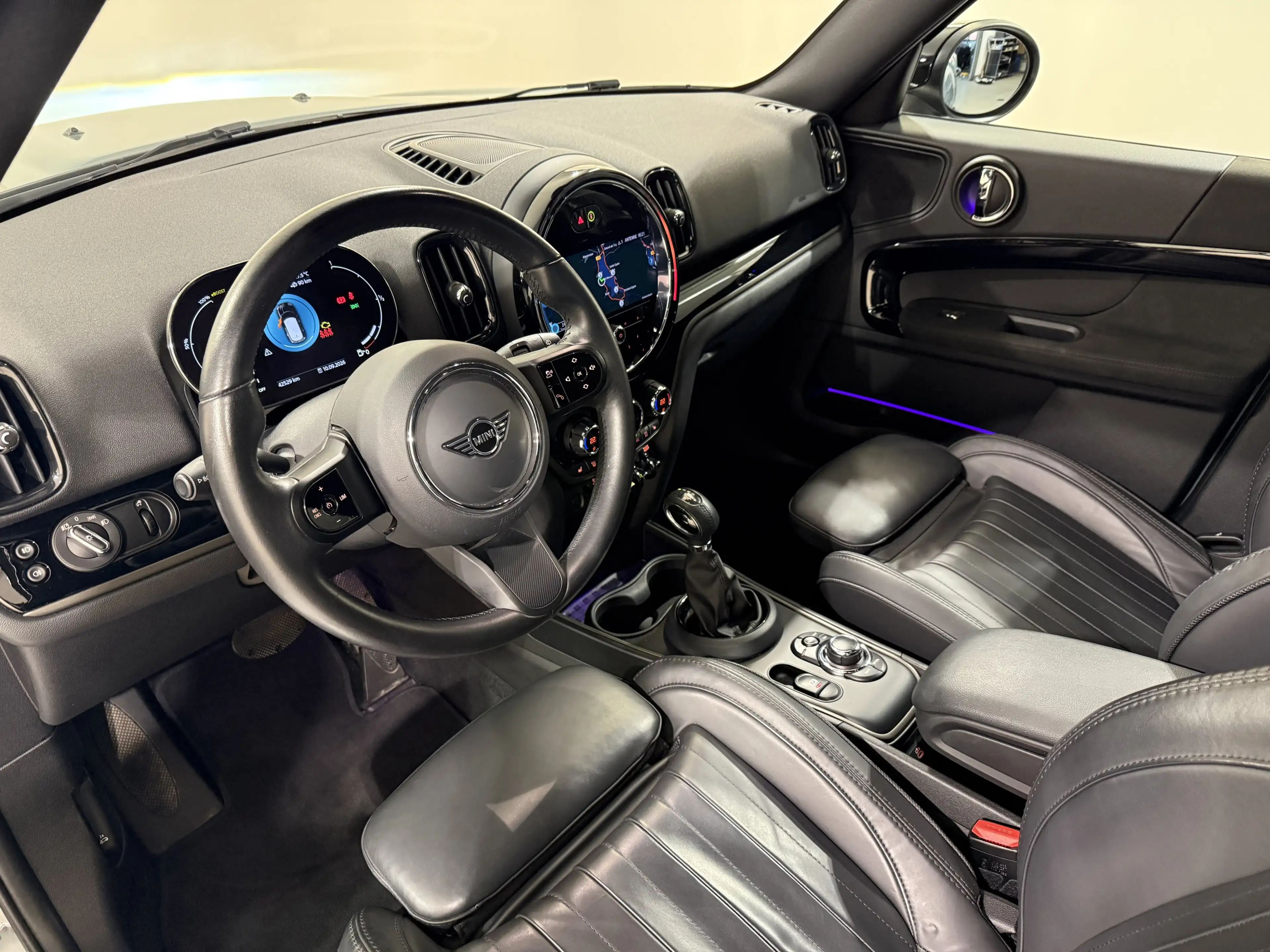 MINI Cooper SE Countryman Cooper SE ALL4 Countryman Navi RFK Sportsitz DAB — photo 9