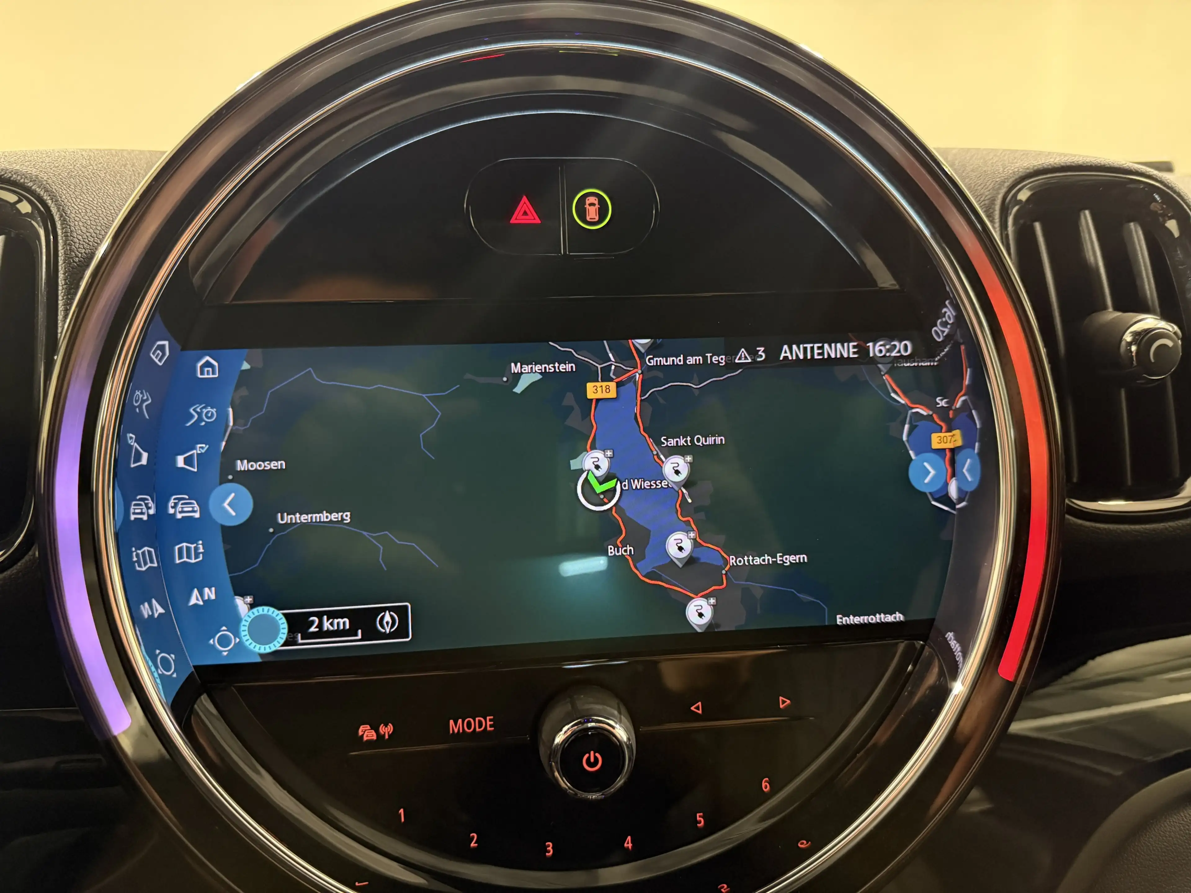 MINI Cooper SE Countryman Cooper SE ALL4 Countryman Navi RFK Sportsitz DAB — photo 13