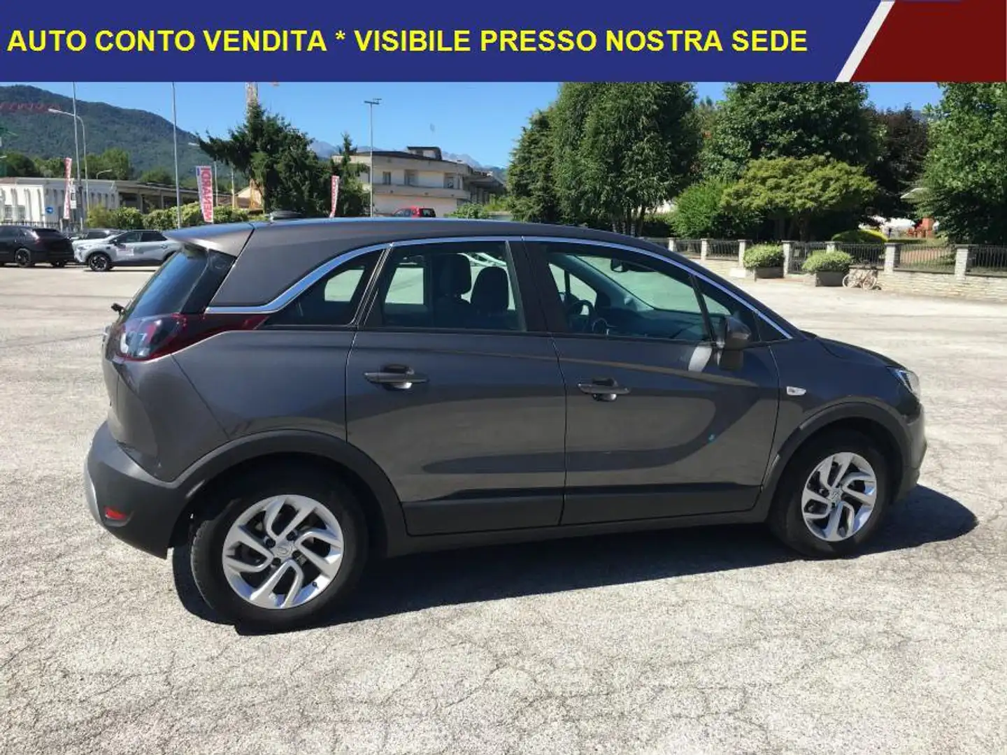 Opel Crossland X 1.2 Innovation 70 MILA KM * ACCESSORIATA Gris - 2
