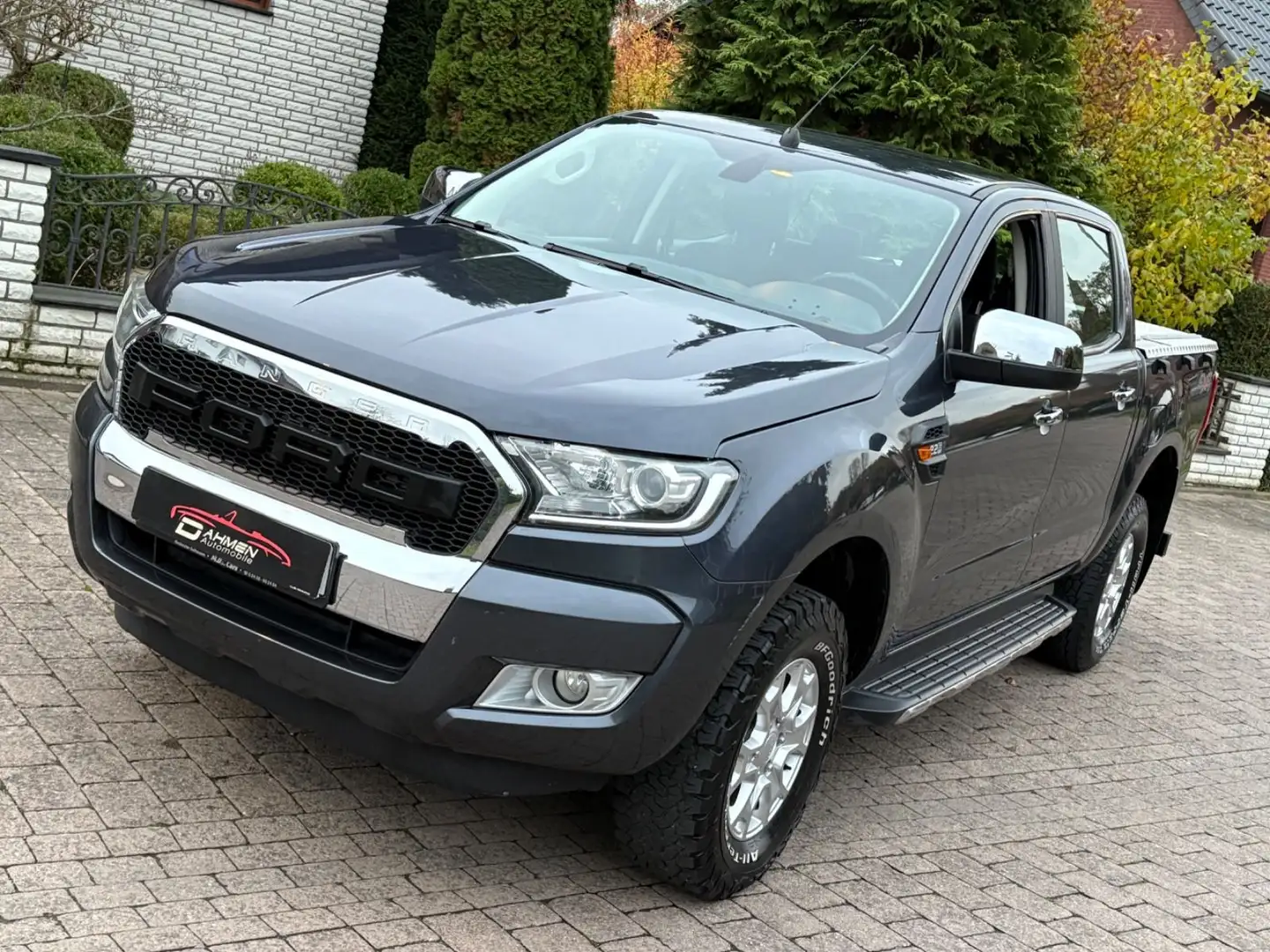 Ford Ranger XLT Doppelkabine 4x4*2.2L*AHK*Klima*... Gris - 2