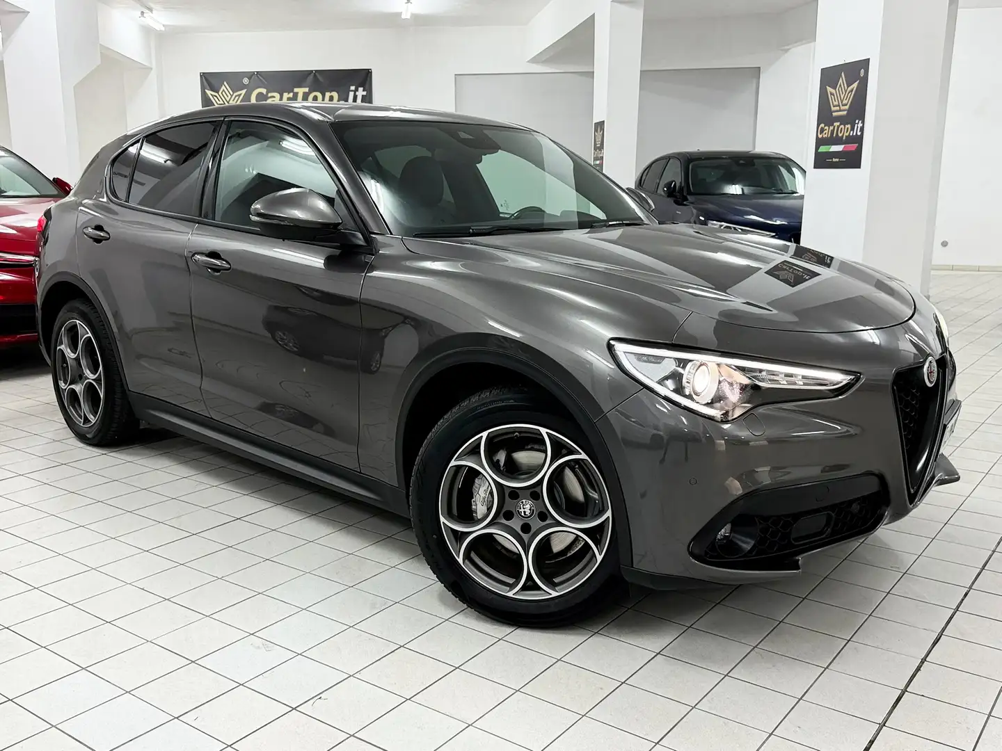 Alfa Romeo Stelvio 2.2 TD 190 CV SPRINT Q4 DISTRIBUZIONE ESEGUITA Grigio - 2