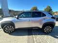 Toyota Yaris Cross Hybrid 130 1.5 VVT-i Team Deutschland (XPB1) Silber - thumbnail 6