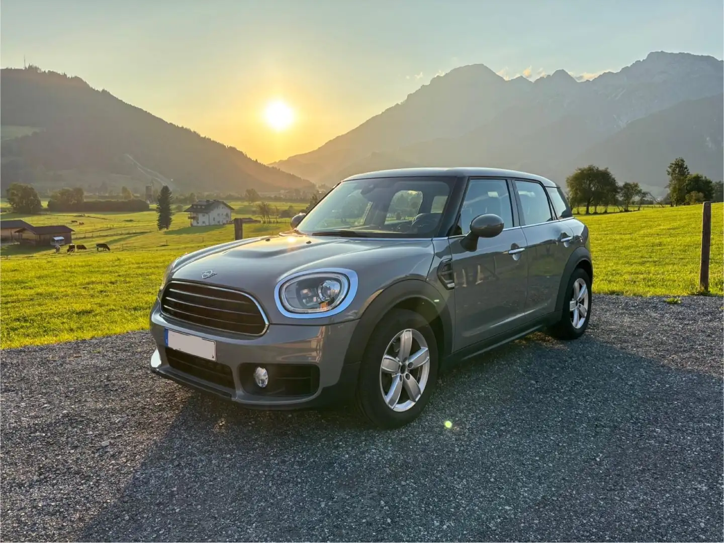 MINI One Countryman Сірий - 1