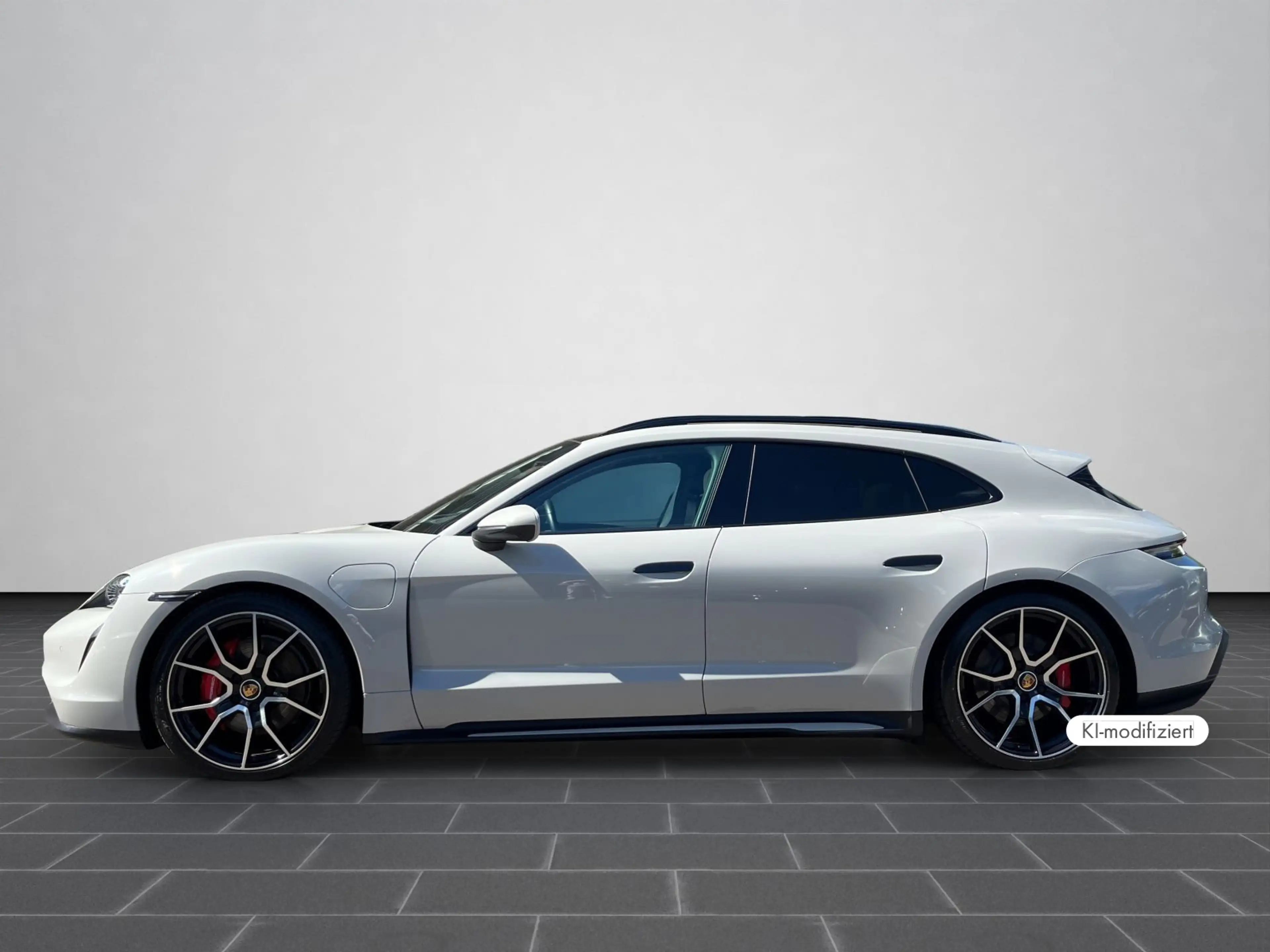 Porsche Taycan 4S Sport Turismo — photo 2