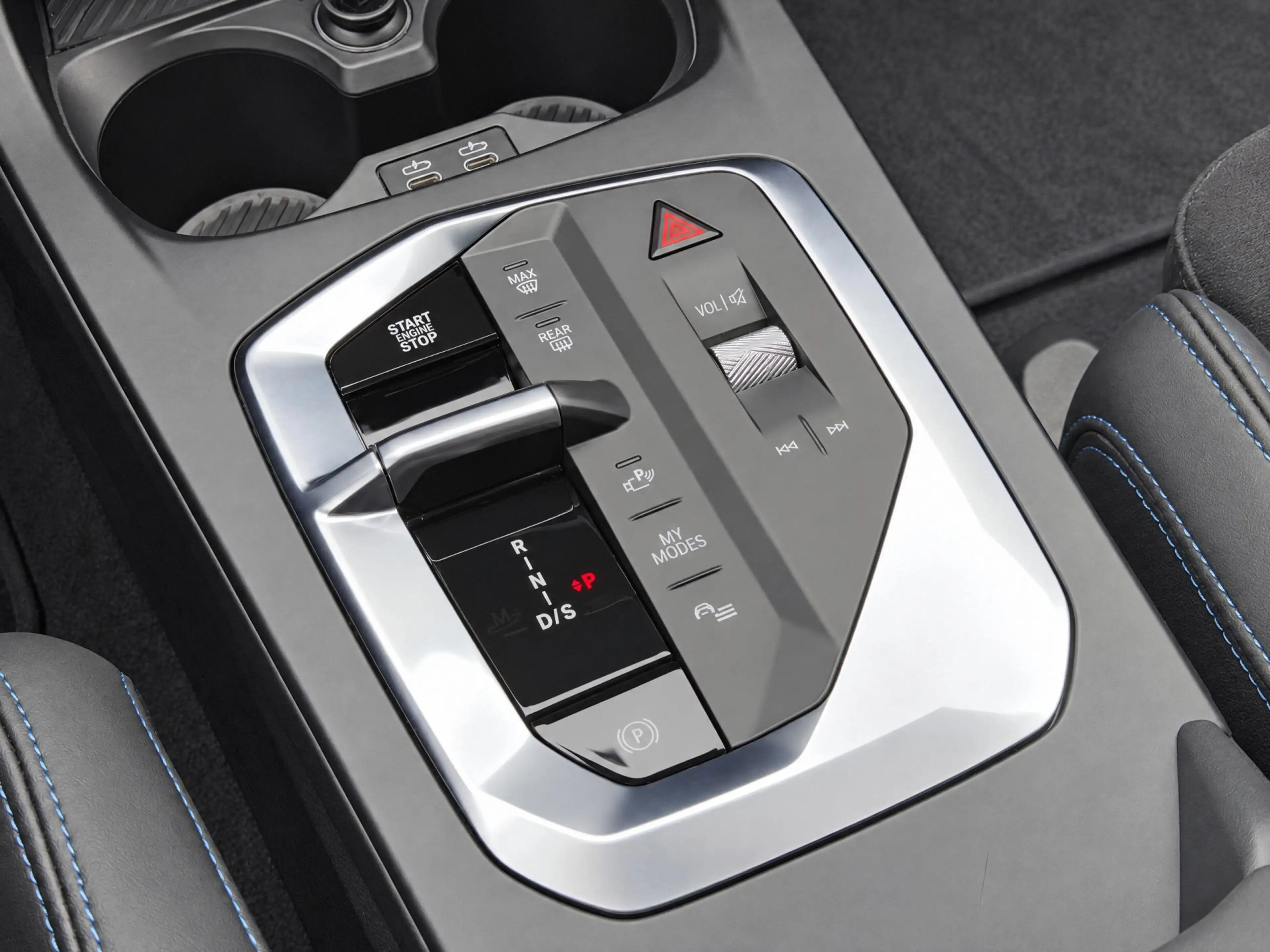 BMW 120 1 Serie M Sport Automaat / Sportstoelen / Comfort — photo 11