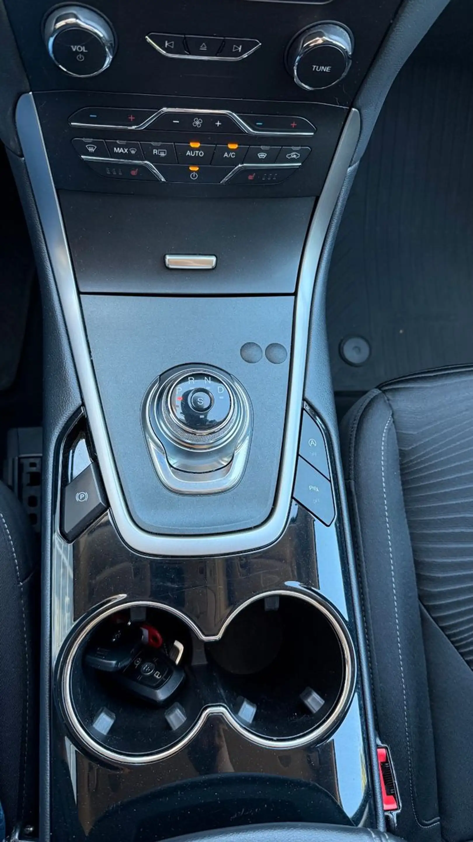 Ford S-Max S-MAX 2.0 EcoBlue Aut. | LED | Kamera | Navi | — photo 12