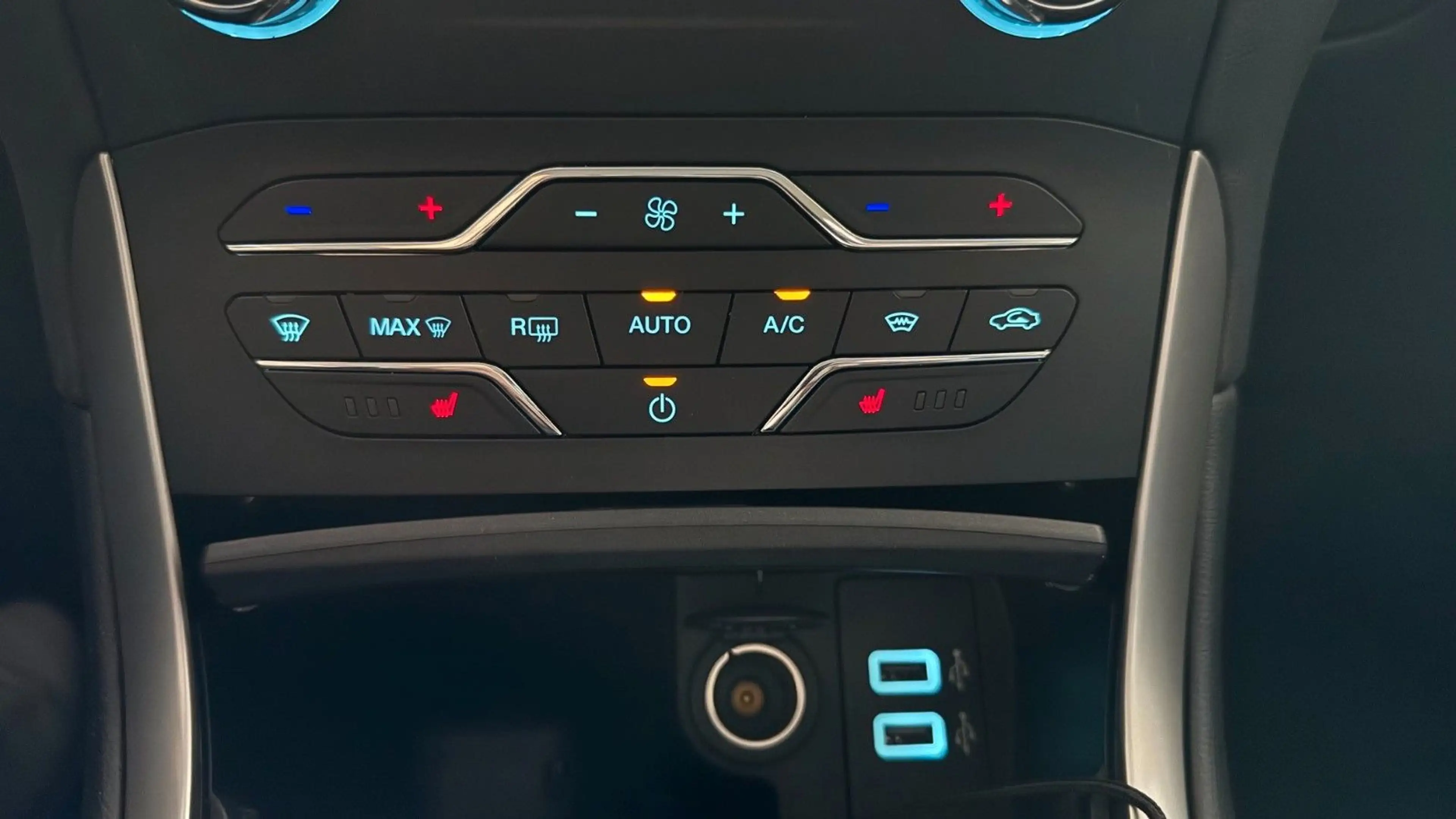 Ford S-Max S-MAX 2.0 EcoBlue Aut. | LED | Kamera | Navi | — photo 13