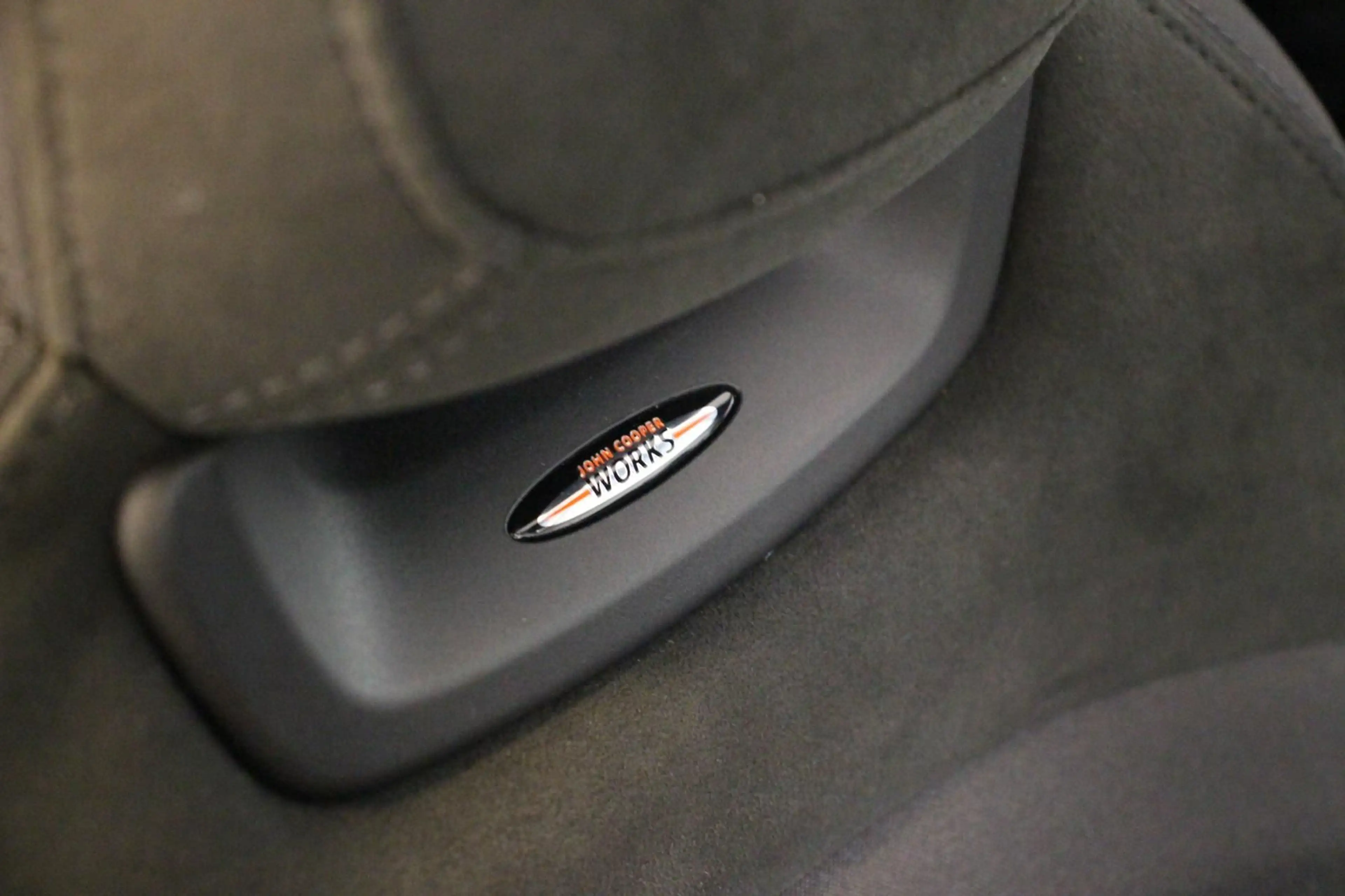 MINI John Cooper Works 2.0 Aut. PANO ACC KAMERA H&K — photo 14