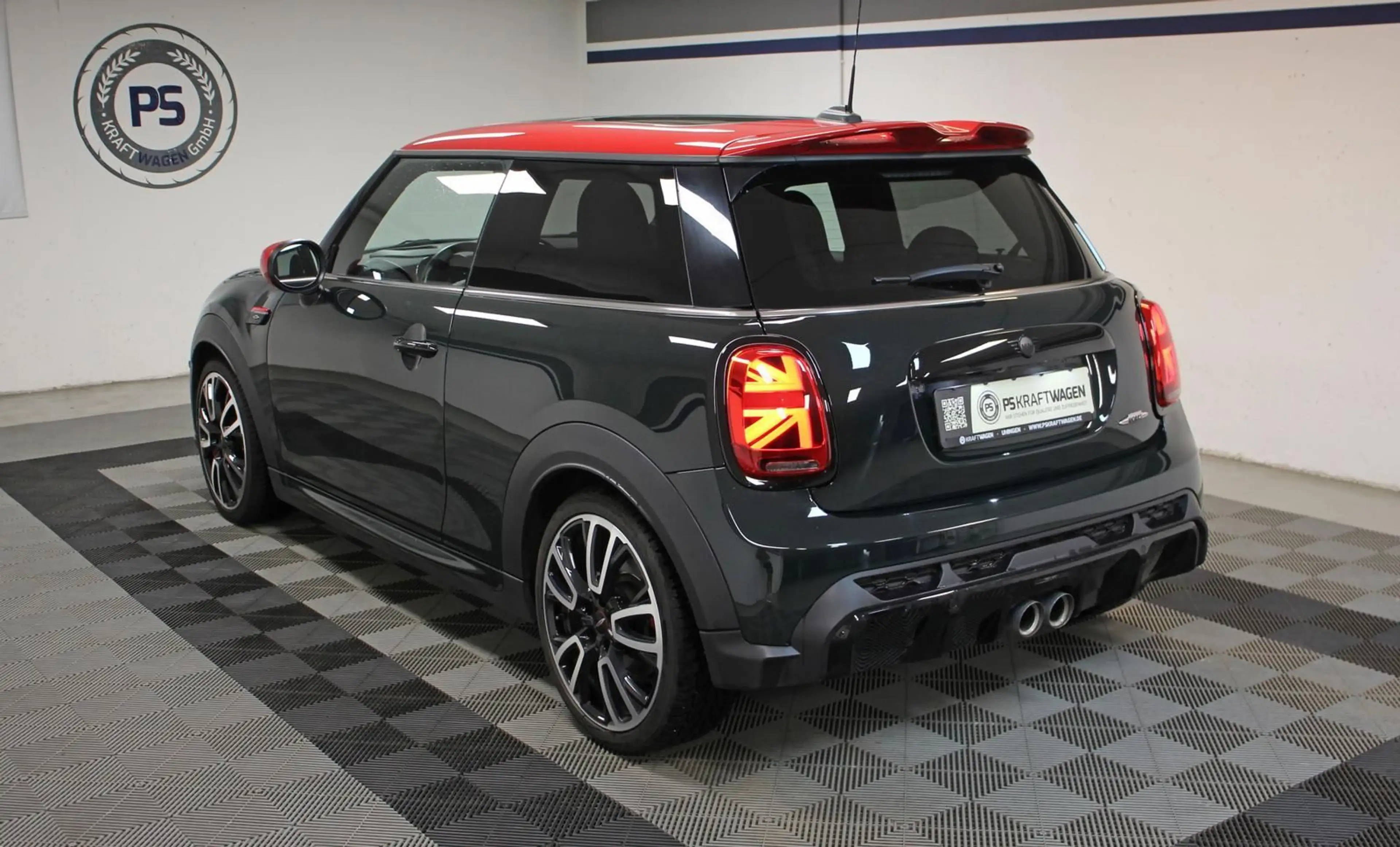 MINI John Cooper Works 2.0 Aut. PANO ACC KAMERA H&K — photo 4