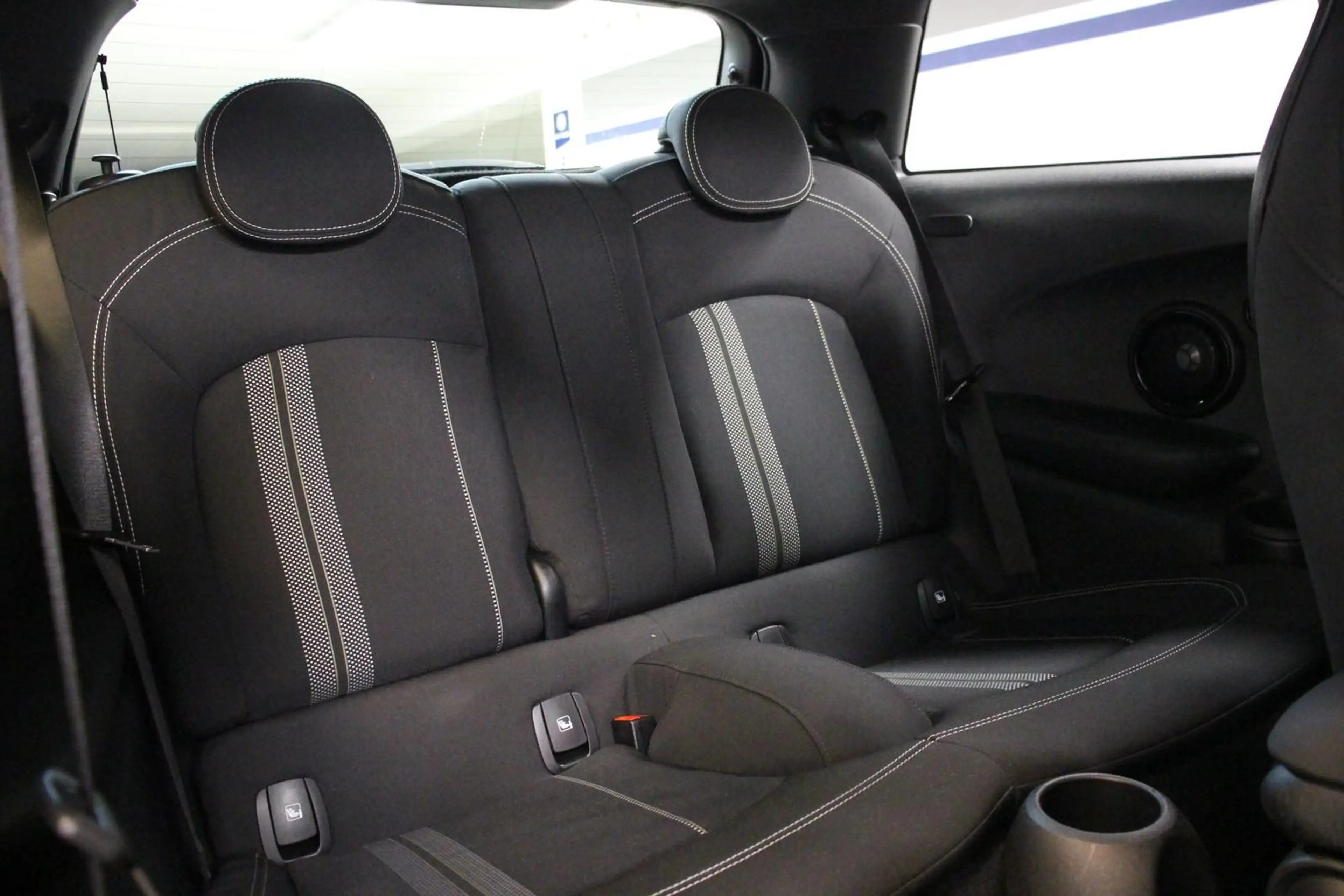 MINI John Cooper Works 2.0 Aut. PANO ACC KAMERA H&K — photo 12