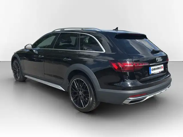 Audi A4 view 7