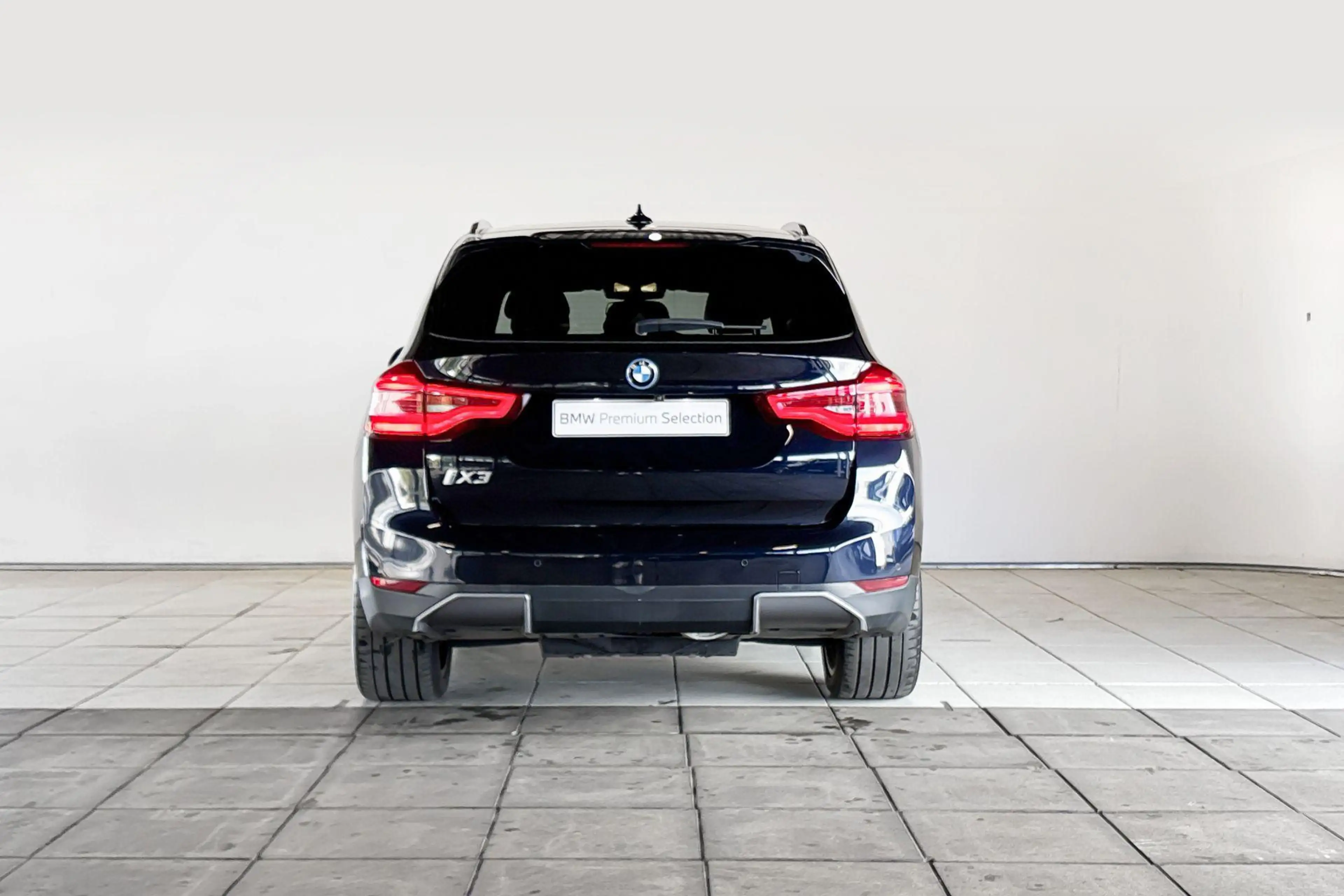 BMW iX3 High Executive 80 kWh — photo 8