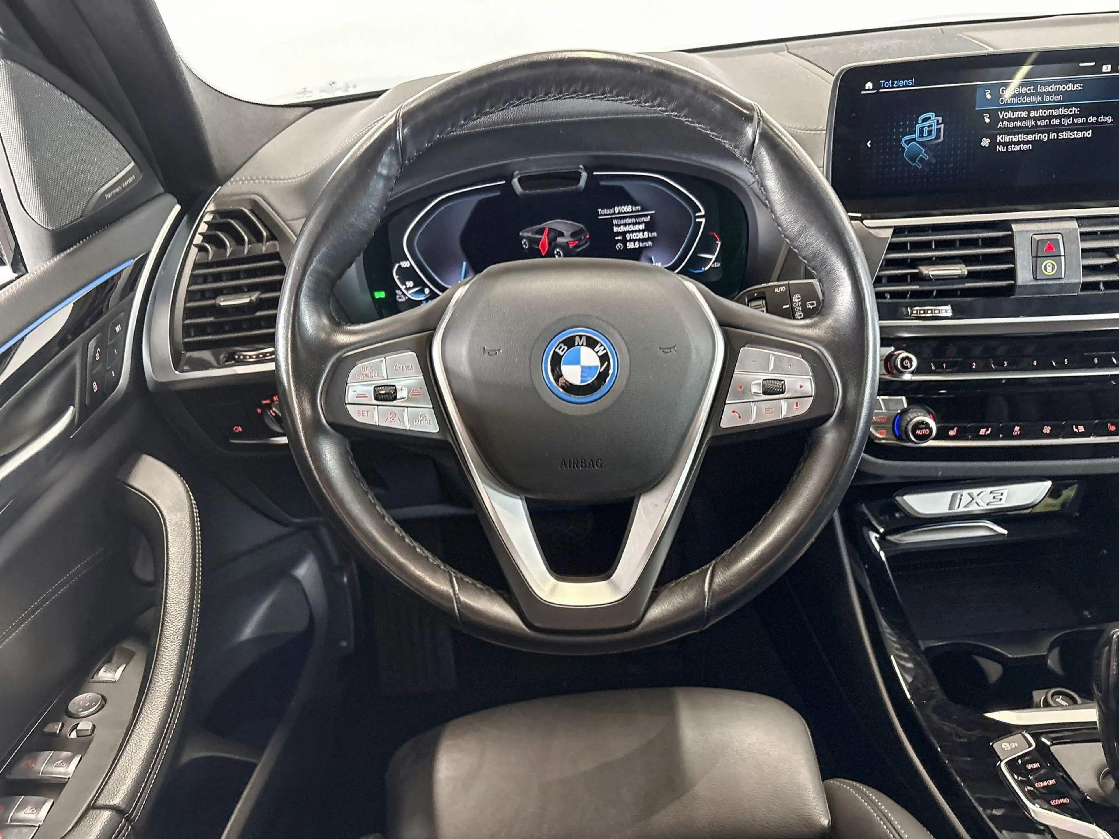 BMW iX3 High Executive 80 kWh — photo 13