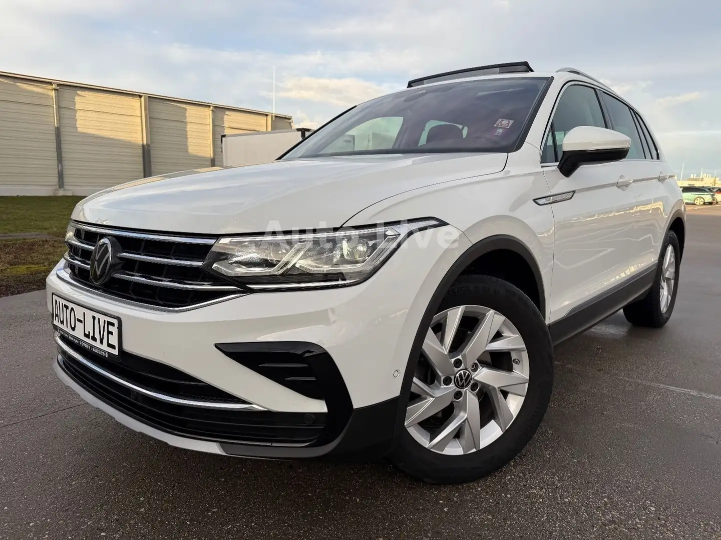 Volkswagen Tiguan 2.0 TDI *DSG*PANO*VIRT*IQ LED*KEYLES*KAME Blanc - 1