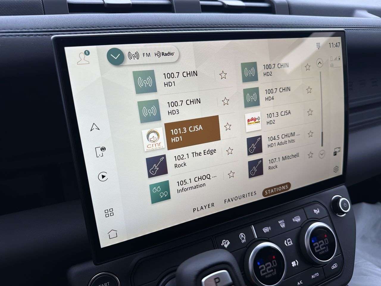 2026 Land Rover Defender 110 P400 S thumb 13