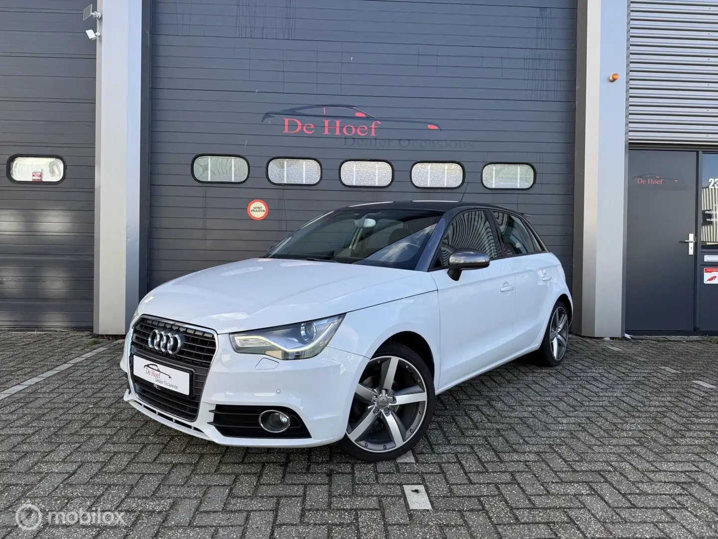 Audi A1 Sportback 1.2 TFSI Pro Line S✓Airco ✓Navi ✓PDC ✓AP Wit - 1