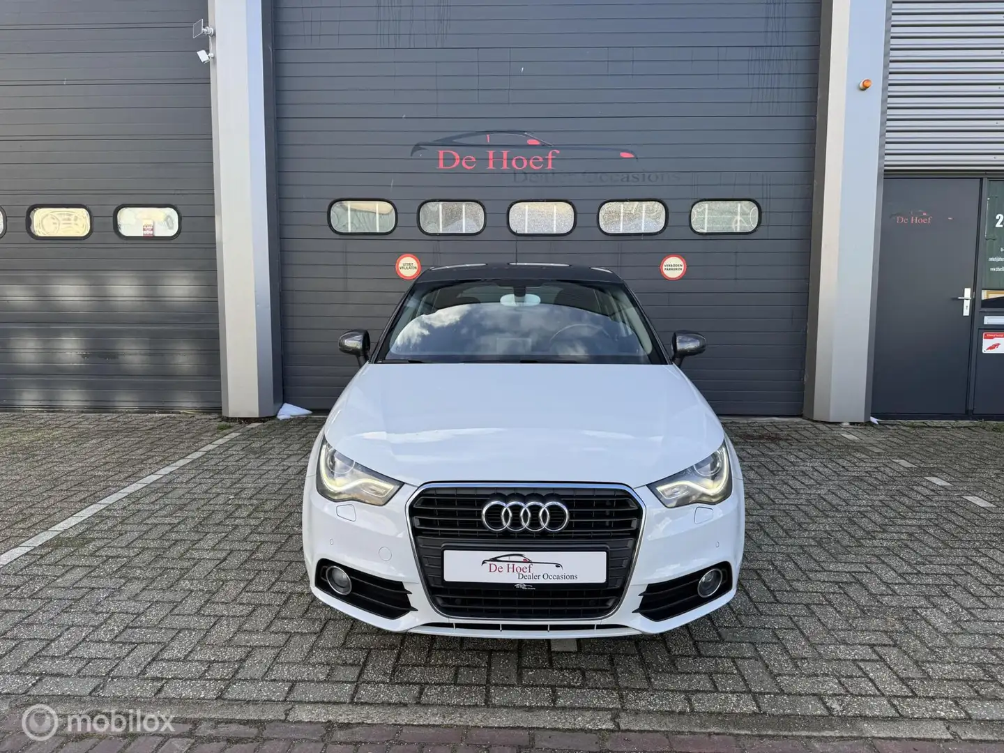 Audi A1 Sportback 1.2 TFSI Pro Line S✓Airco ✓Navi ✓PDC ✓AP Wit - 2