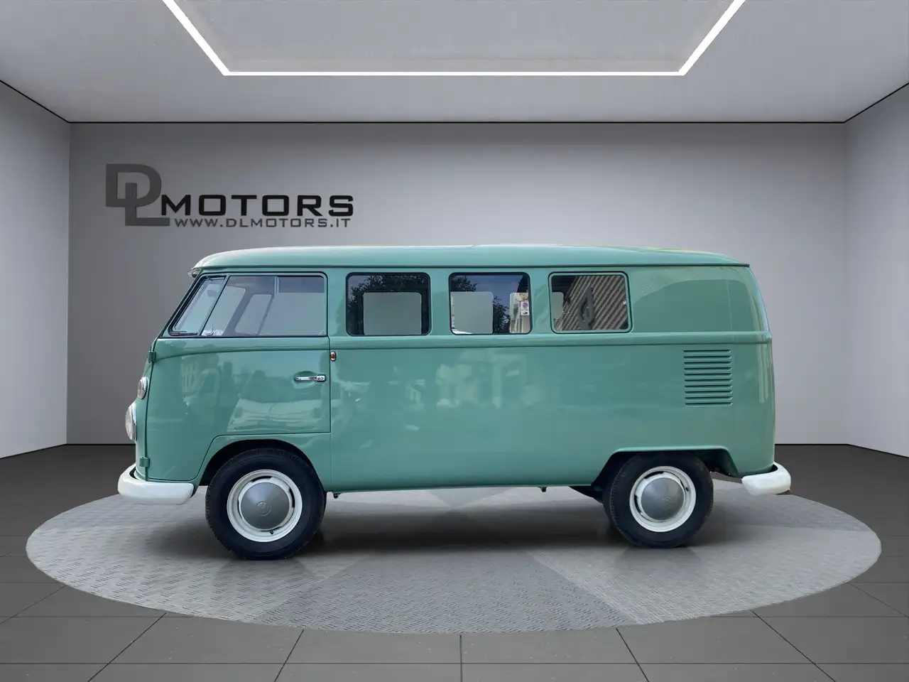 Volkswagen T1 1.2 6 Volt * Germania * Restaurato * 9 Posti *, foto 3