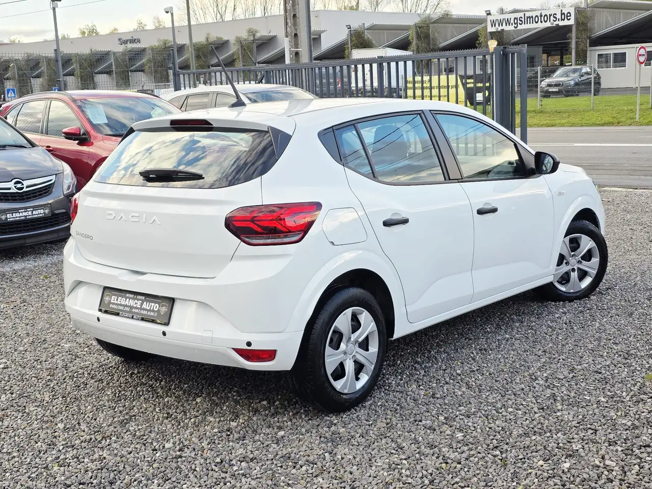 Dacia Sandero Sandero 1.0i SCe Essential-Carnet-Garantie 6