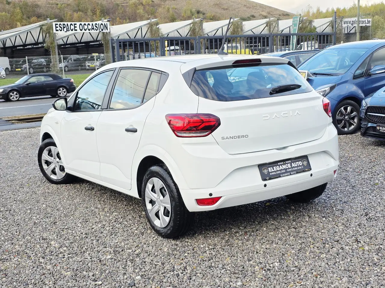 Dacia Sandero Sandero 1.0i SCe Essential-Carnet-Garantie 4