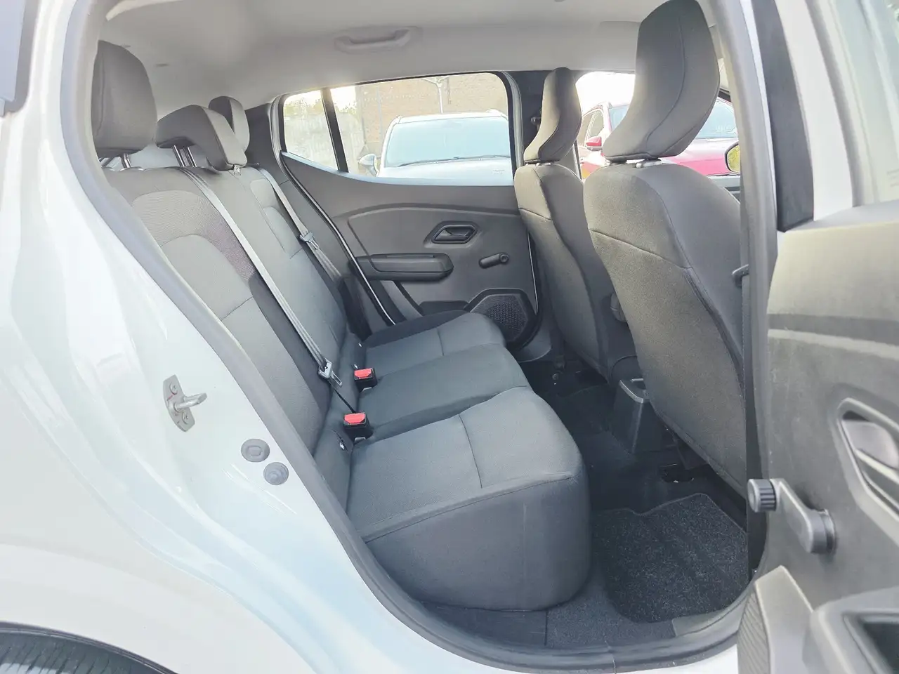 Dacia Sandero Sandero 1.0i SCe Essential-Carnet-Garantie 19
