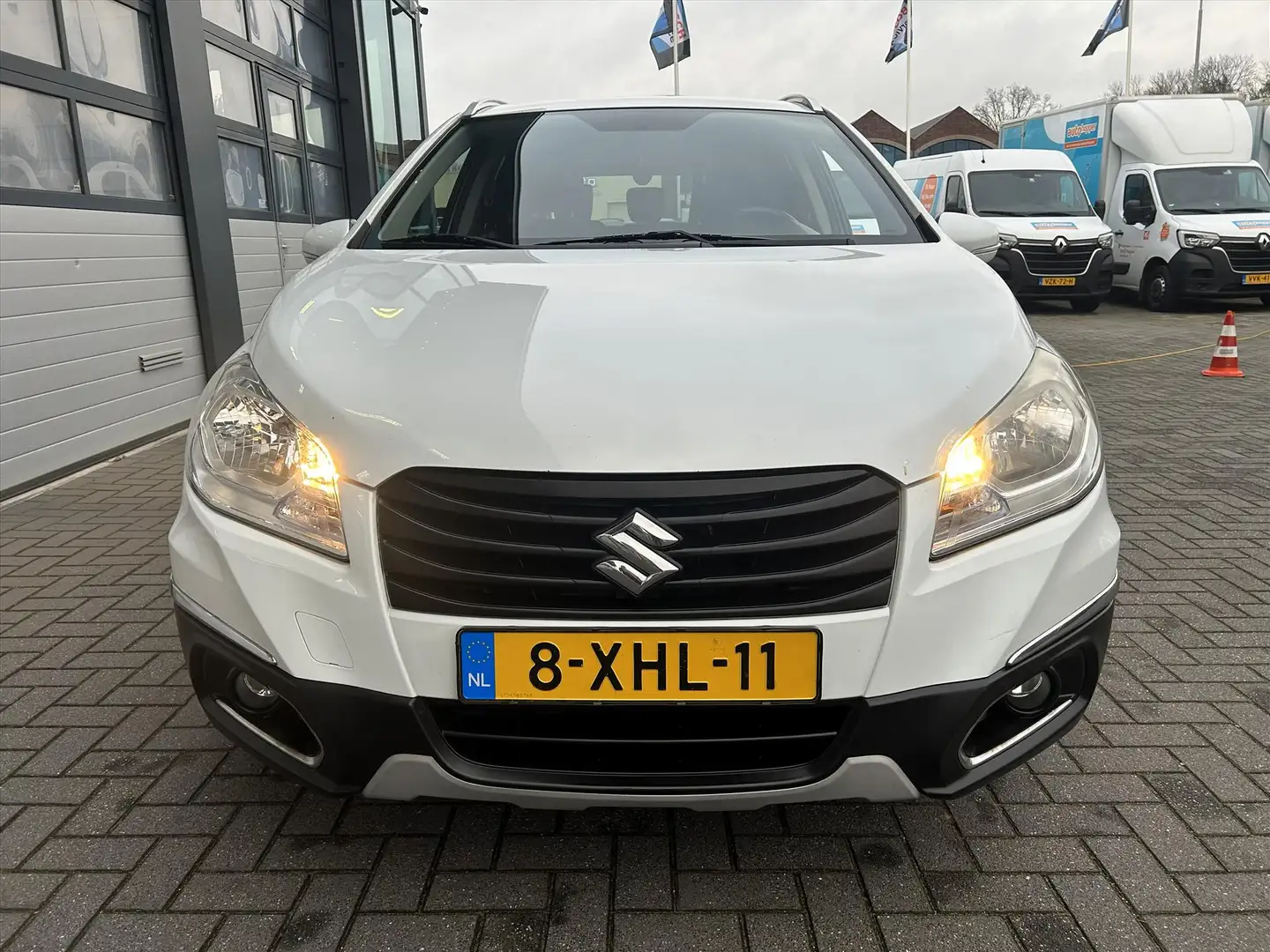Suzuki SX4 S-Cross 1.6 Exclusive, Camera, Cruise, Stoelverwarming Bílá - 2