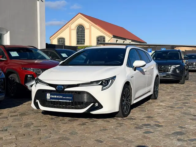 Toyota Corolla 2.0 Hybrid Touring Sports Team D