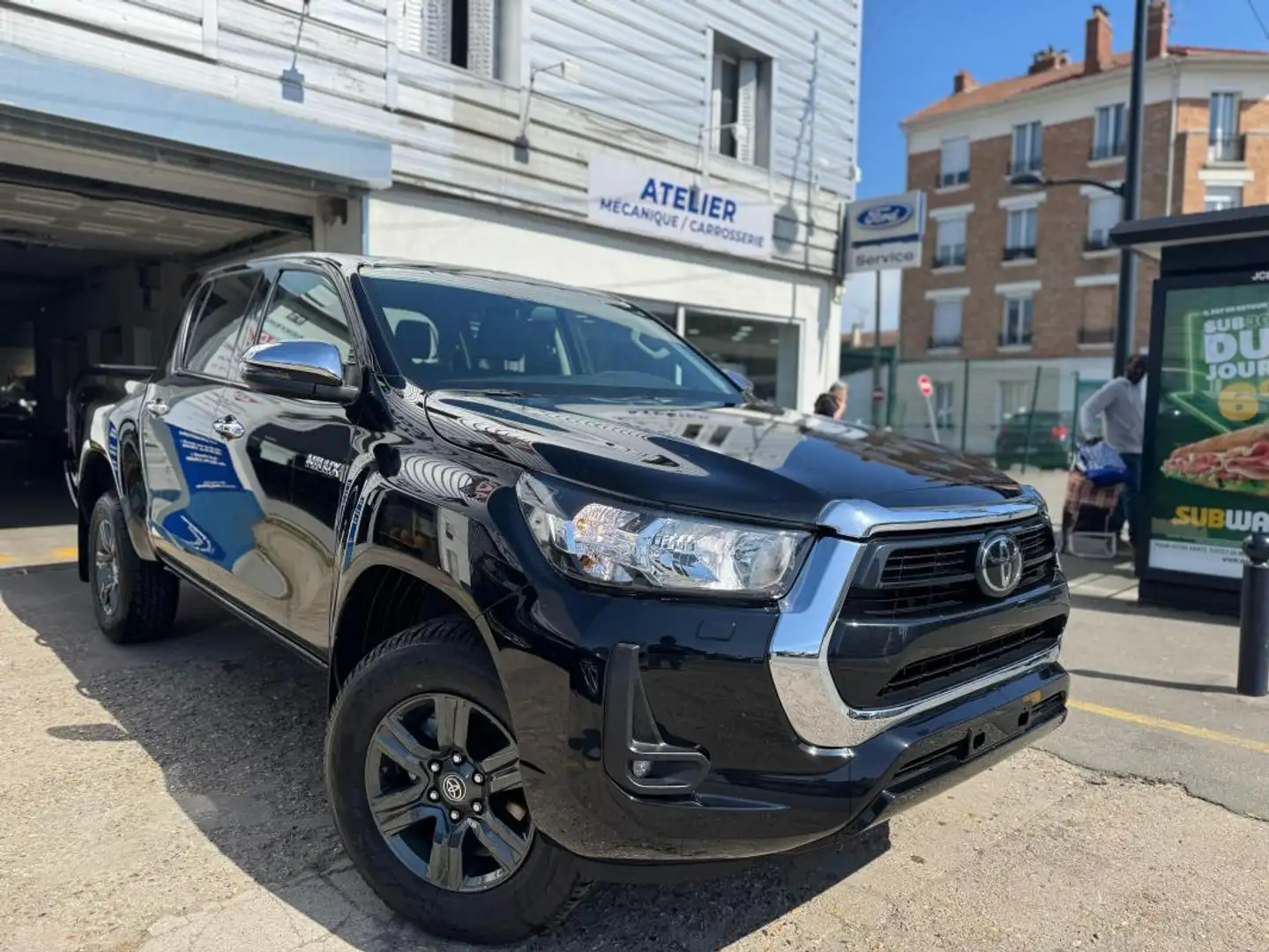 Toyota Hilux IV 4WD 2.4 D-4D 150 DOUBLE CABINE Noir - 1